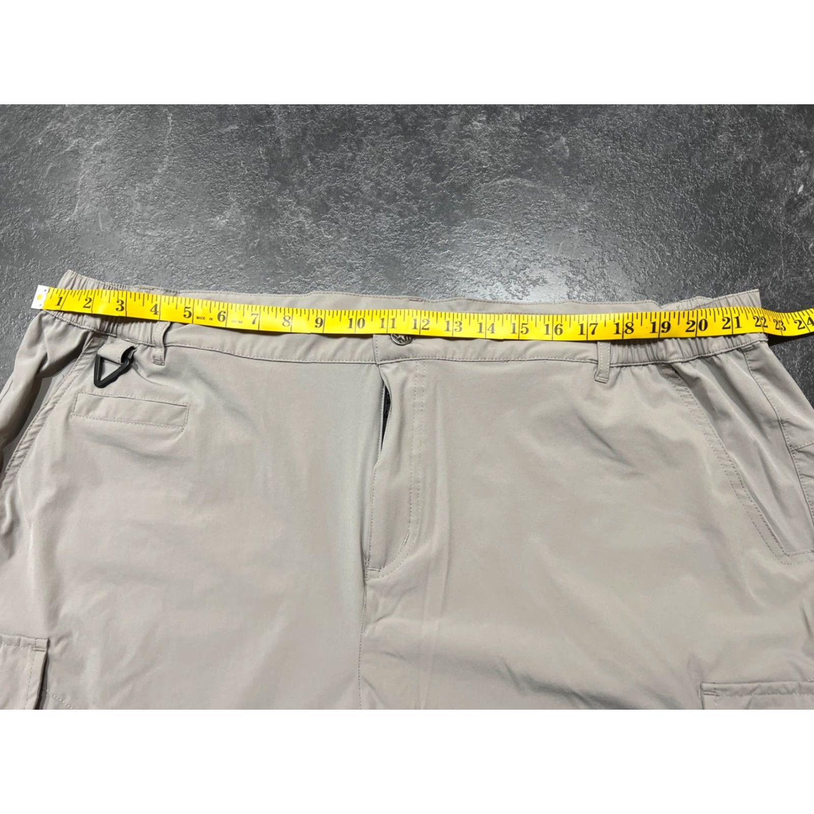Vintage Hugut Men's Hiking Cargo Shorts Quick Dry Lightweight Gray 3XL Regular Inseam 10" Cargo Pockets Outdoor Travel Mens Size US 39 - 4 Thumbnail