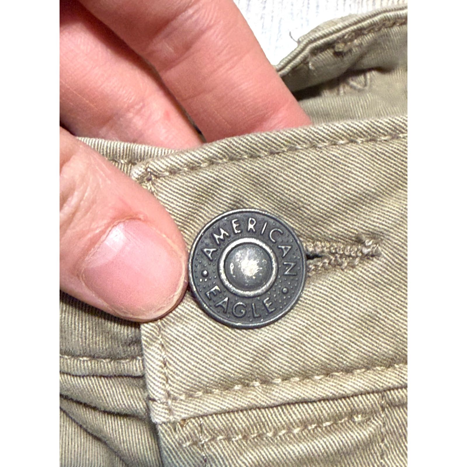 American Eagle Outfitters VINTAGE? No — American Eagle Outfitters Pants Men Size 38 Brown Straight Leg Khaki Pants High Rise Size US 38 / EU 54 - 4 Thumbnail