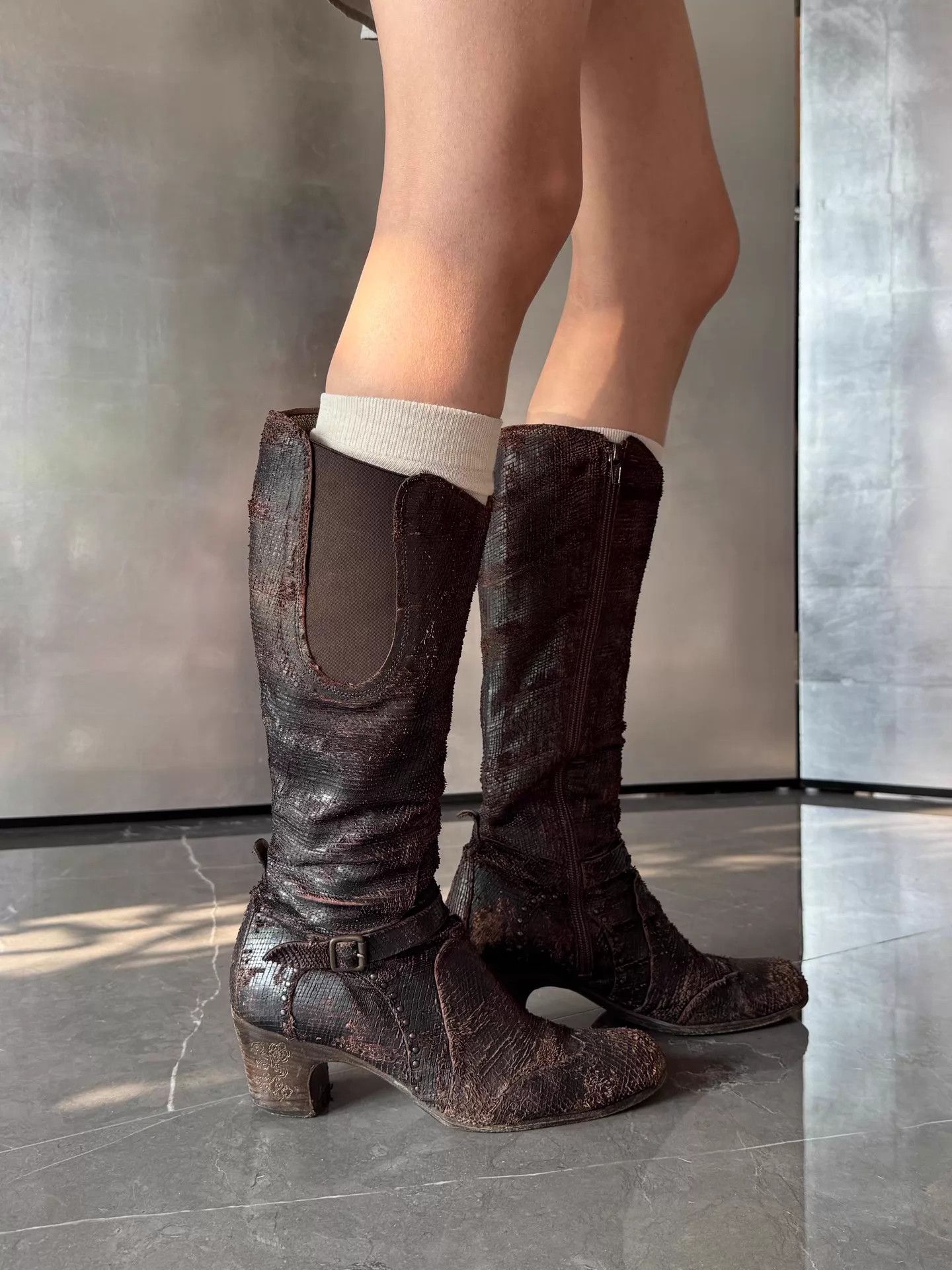 Other Italian Brand Vintage Worn Leather Long Boots 37 Size US 6.5 / IT 36.5 - 1 Thumbnail