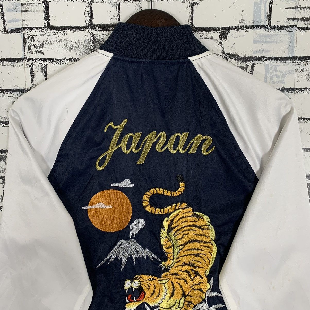 Divided H&M Divided Sukajan Souvenir Jacket Size US XS / EU 42 / 0 - 9 Thumbnail