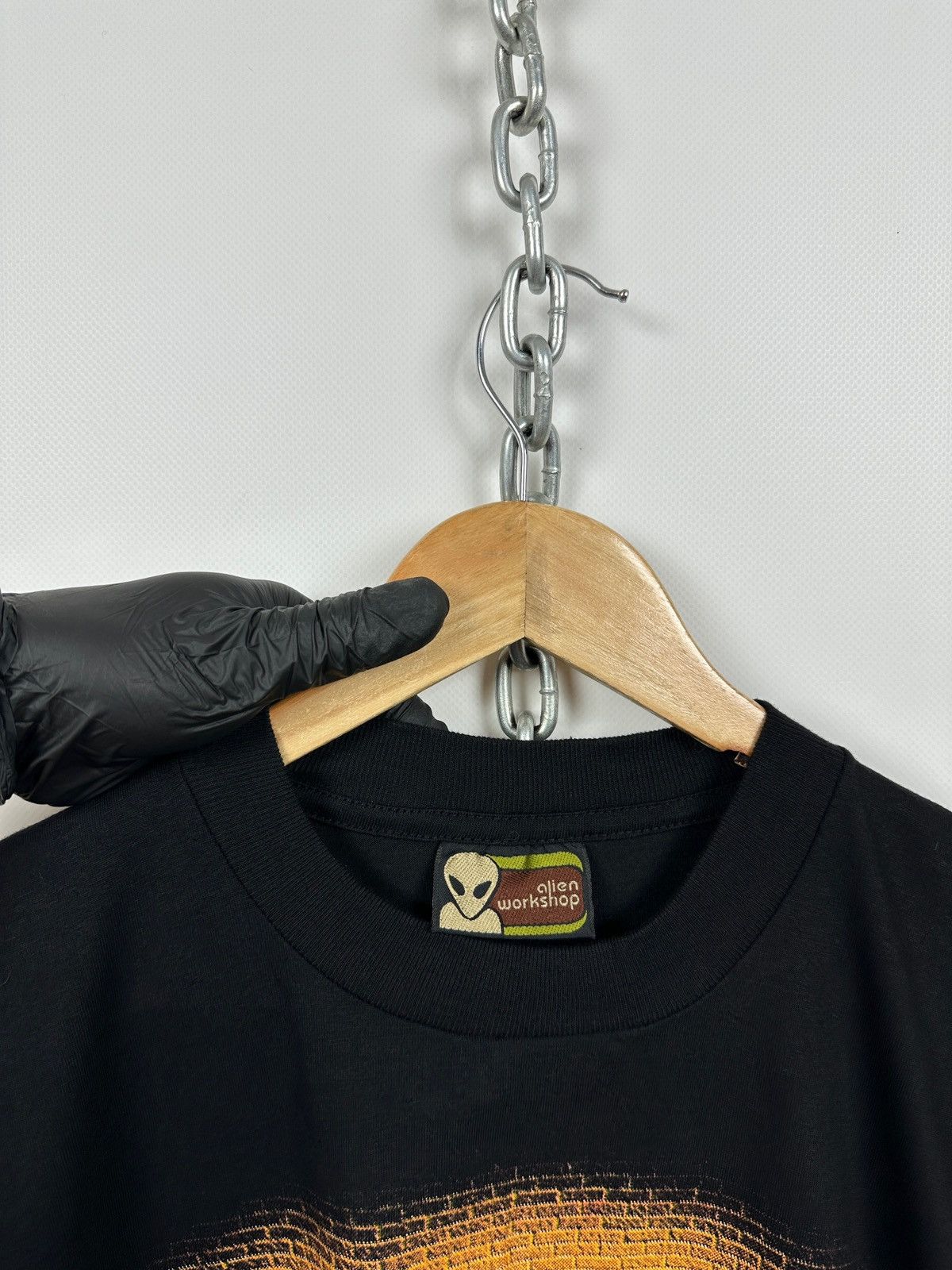 Alien Workshop 1996 Vintage Alien Workshop Alienated Single Stitch T-Shirt Size US L / EU 52-54 / 3 - 15 Thumbnail
