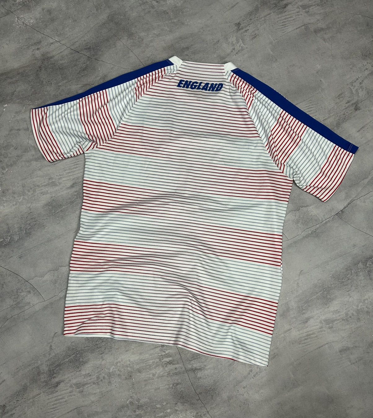 Nike ENGLAND JERSEY TRAINING SHIRT NIKE soccer jersey Size US L / EU 52-54 / 3 - 6 Thumbnail