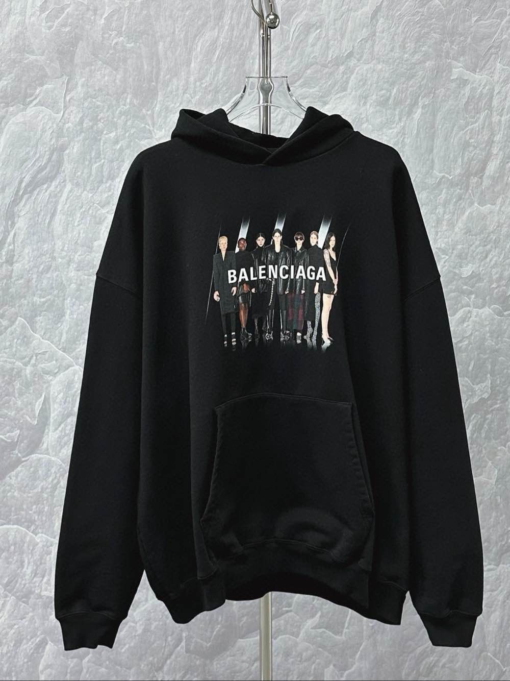 Balenciaga Balenciaga Portrait Print Hoodie Size M Size M / US 6-8 / IT 42-44 - 1 Thumbnail