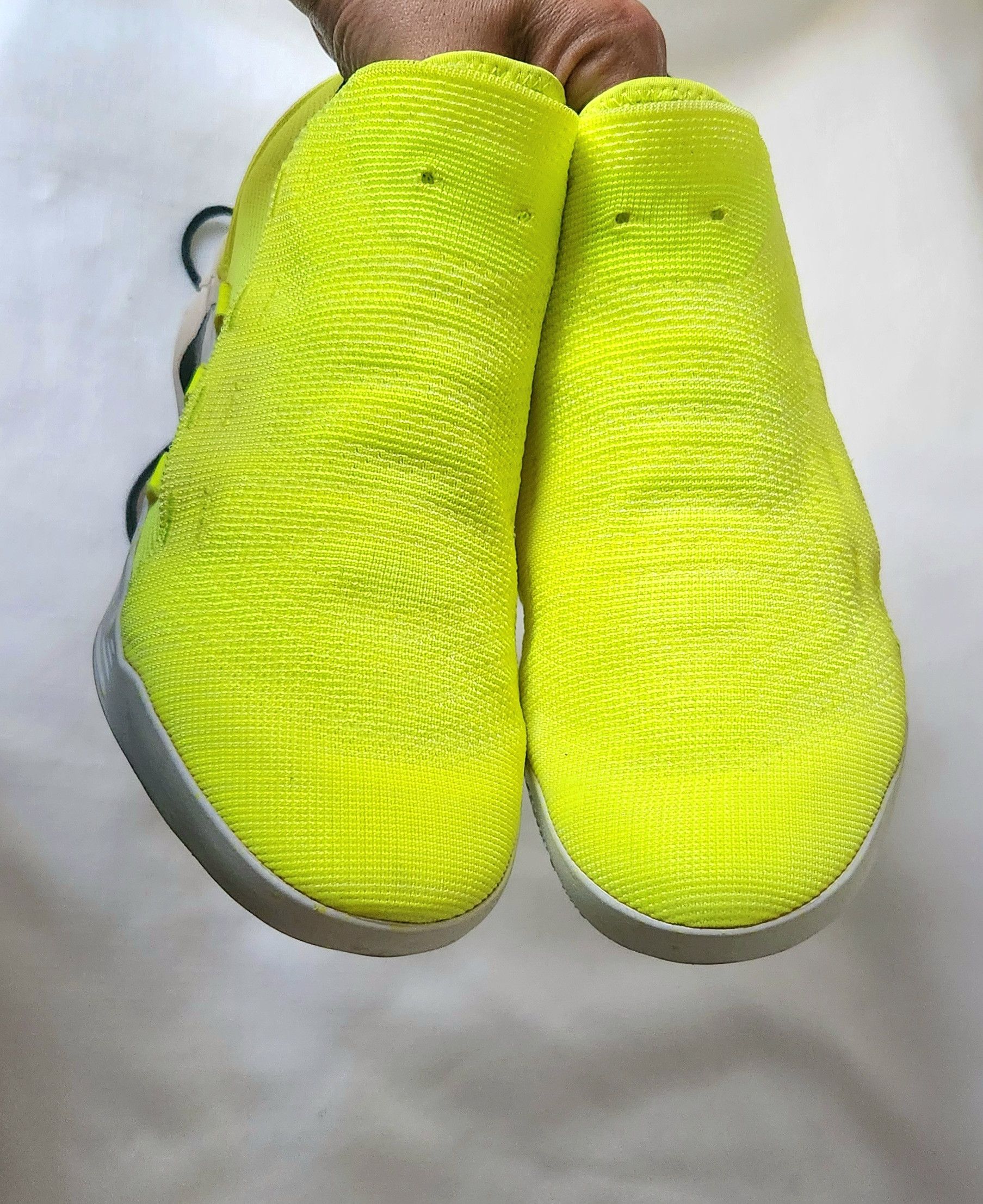 Nike Nike Kobe AD NXT Low VOLT Grinch 916832-710 Basketball SZ 12 Size US 12 / EU 45 - 9 Thumbnail