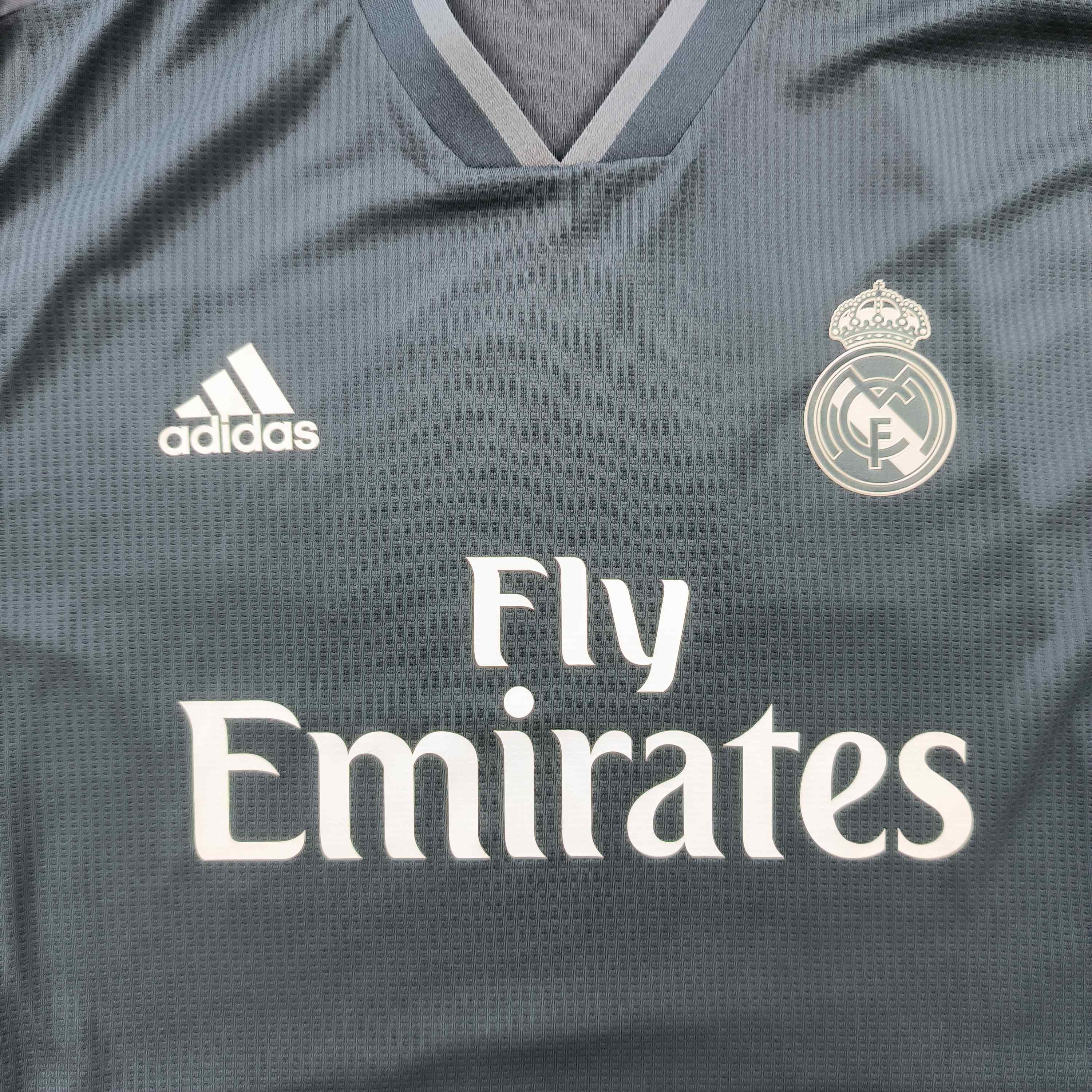 Adidas Real Madrid 2018-19 away Player Issue football jersey sz XL Size US XL / EU 56 / 4 - 3 Thumbnail