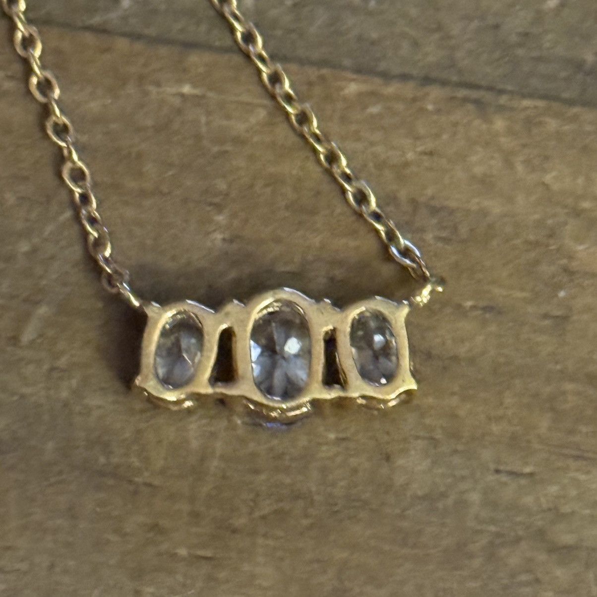 Vintage Vintage gold tone three stone necklace Size ONE SIZE - 5 Thumbnail