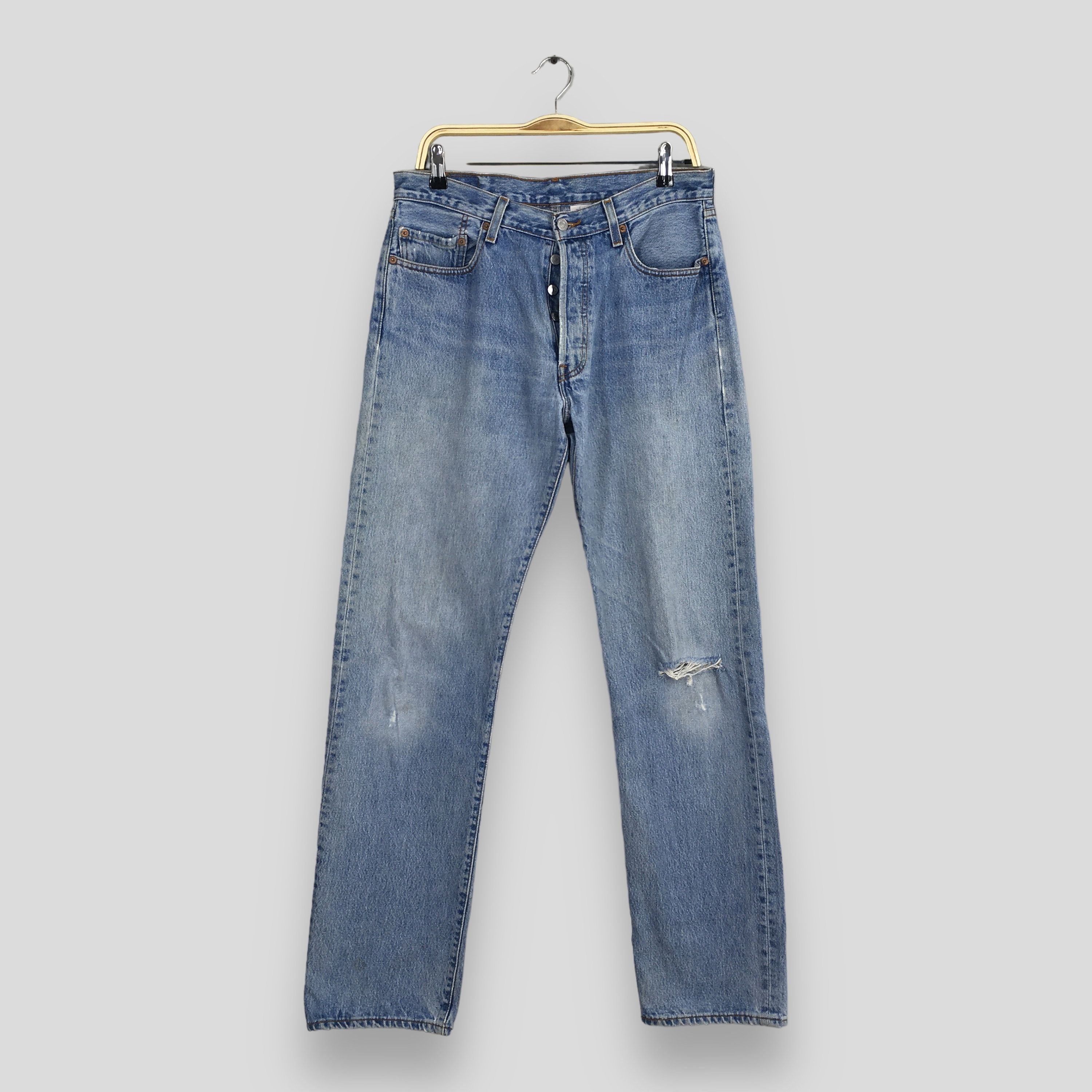 image of Size 32X32.5 Vintage 90's Levi's 501 Faded Blue Jeans, Men's