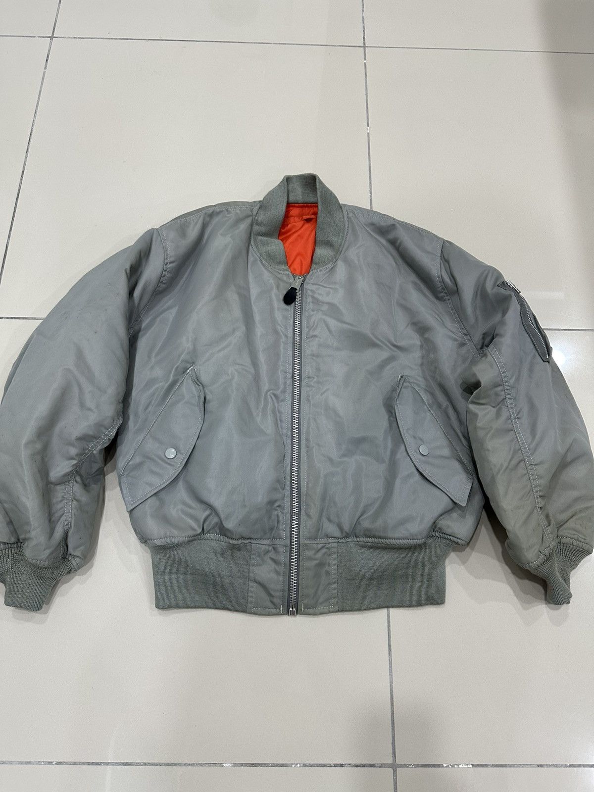 Alpha Industries Vintage 90’s Alpha Industries MA-1 Flight Jacket Design Size US M / EU 48-50 / 2 - 4 Thumbnail