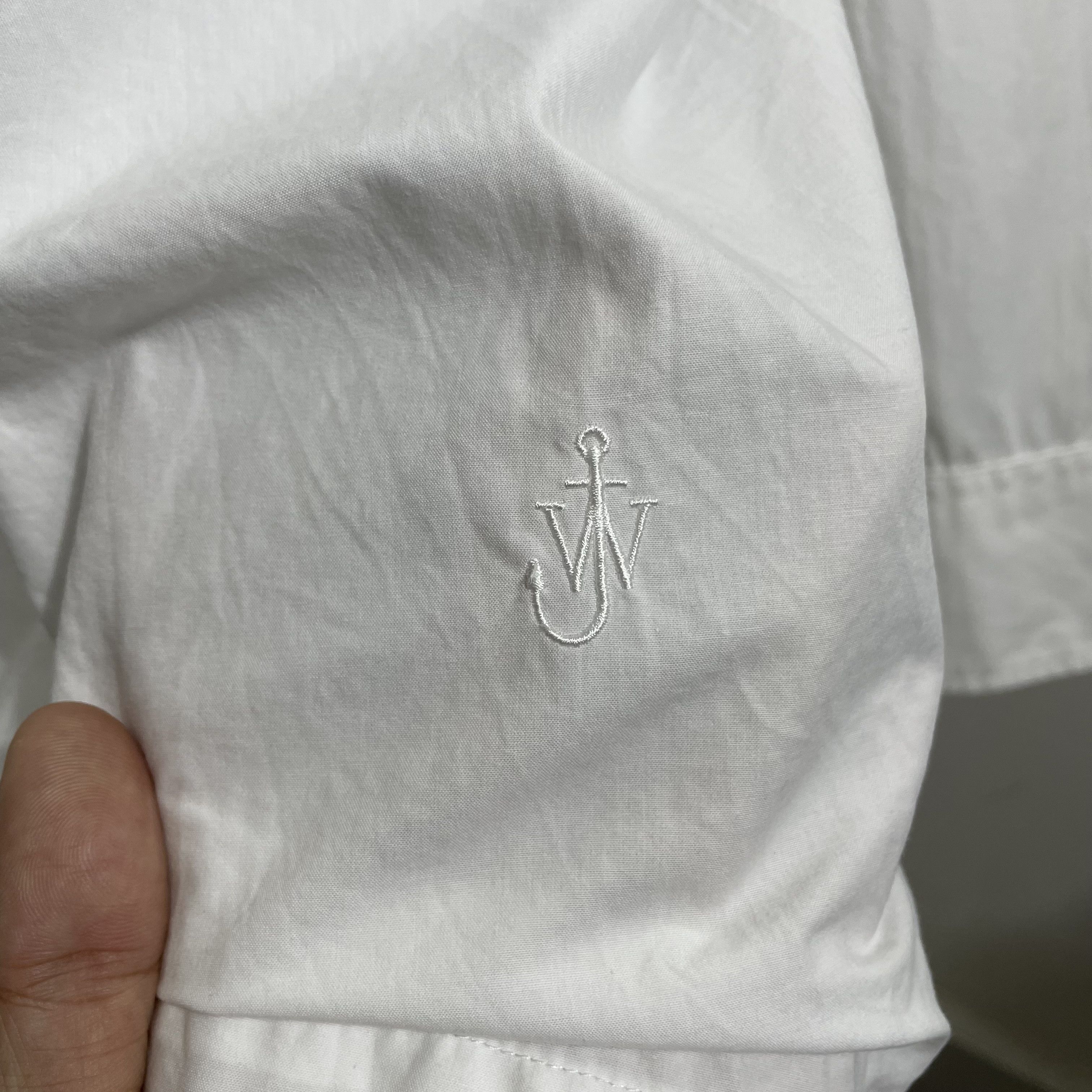 JW Anderson × Japanese Brand × Uniqlo ⭐️SALE⭐️ [XL] JW ANDERSON UNIQLO SHIRT Size US XL / EU 56 / 4 - 3 Thumbnail