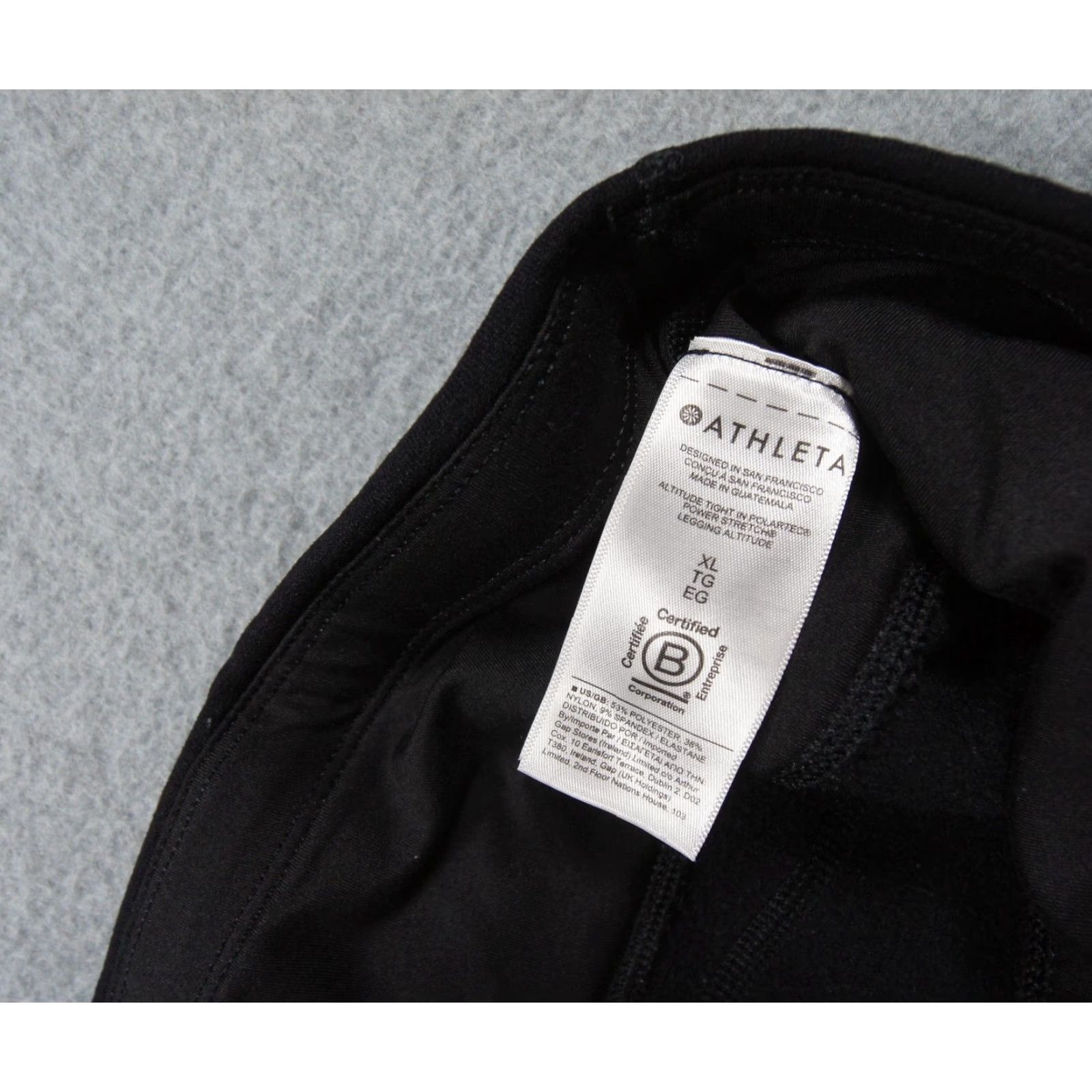 Athleta **Black Polartec Fleece XL Athleta Legging** User: **Altitude Black Polartec Fleece XL Athleta Legging** Size 40" / US 18 - 6 Thumbnail