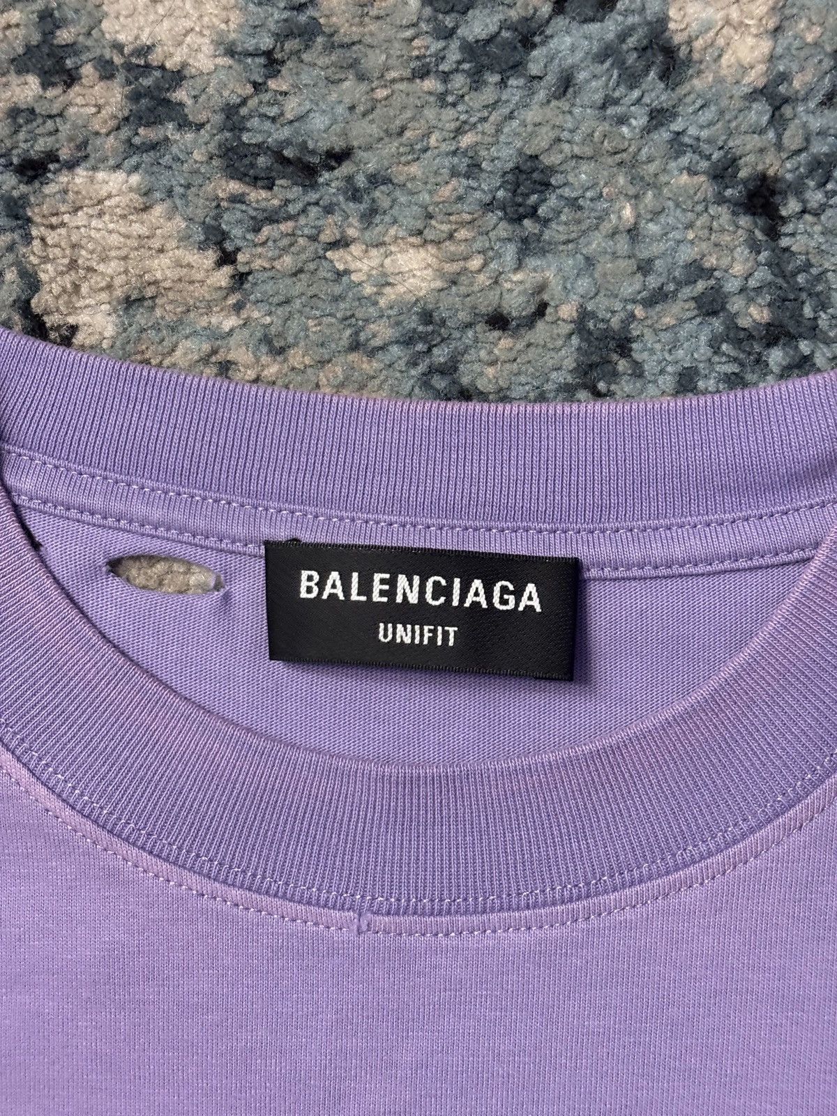 Balenciaga Balenciaga Oversized Distressed T Shirt Size XS Fits XL-XXL Size US XL / EU 56 / 4 - 3 Thumbnail