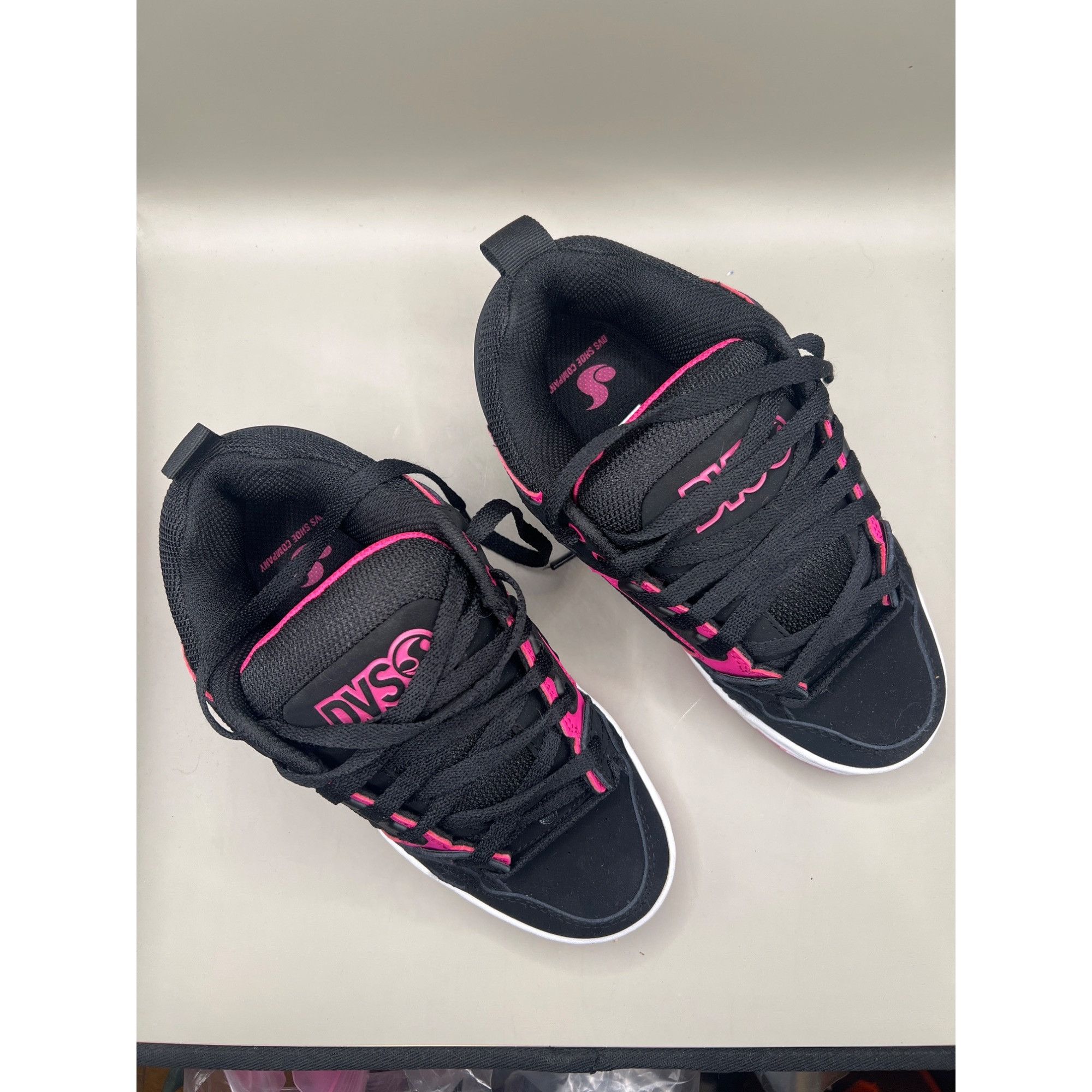 DVS DVS Womens Comanche WOS Black & Pink Skate Shoes Size 6 US / Size US 6 / IT 36 - 3 Thumbnail