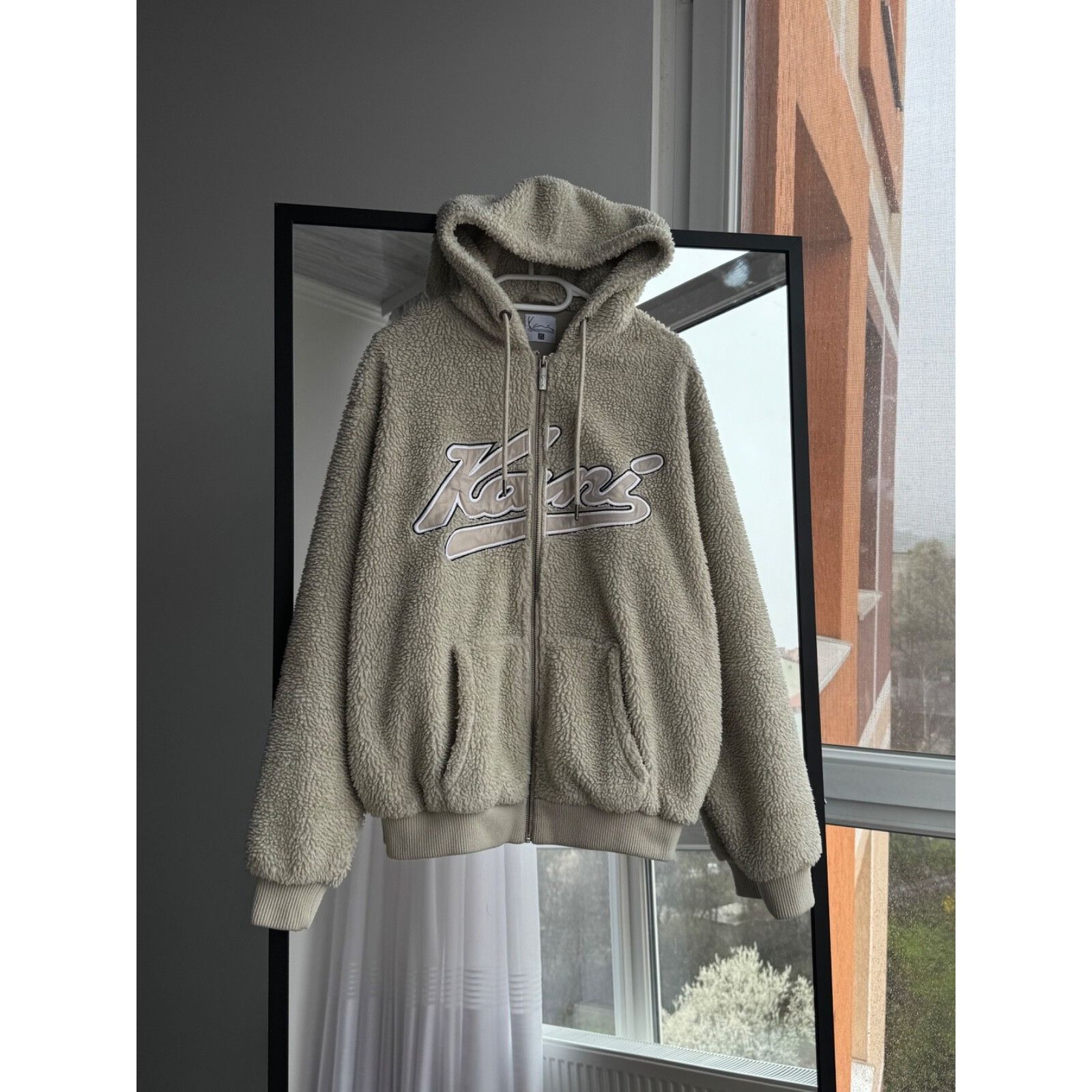 Karl Kani VTG Karl Kani Beige Heavyweight Sherpa Jacket Size US S / EU 44-46 / 1 - 1 Thumbnail