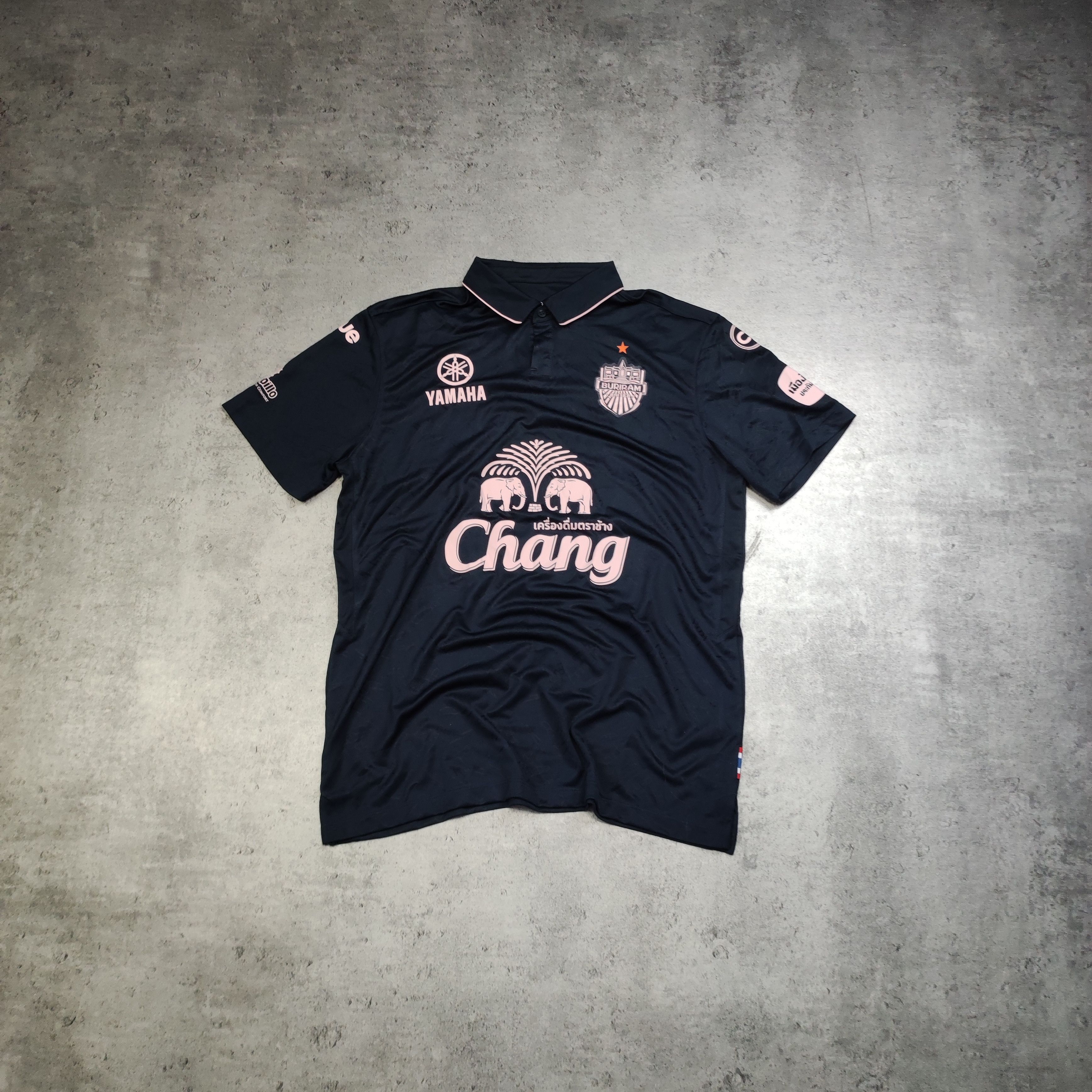 Vintage RARE Football Thailand Buriram United 2024 Home Jersey Size US L / EU 52-54 / 3 - 1 Thumbnail
