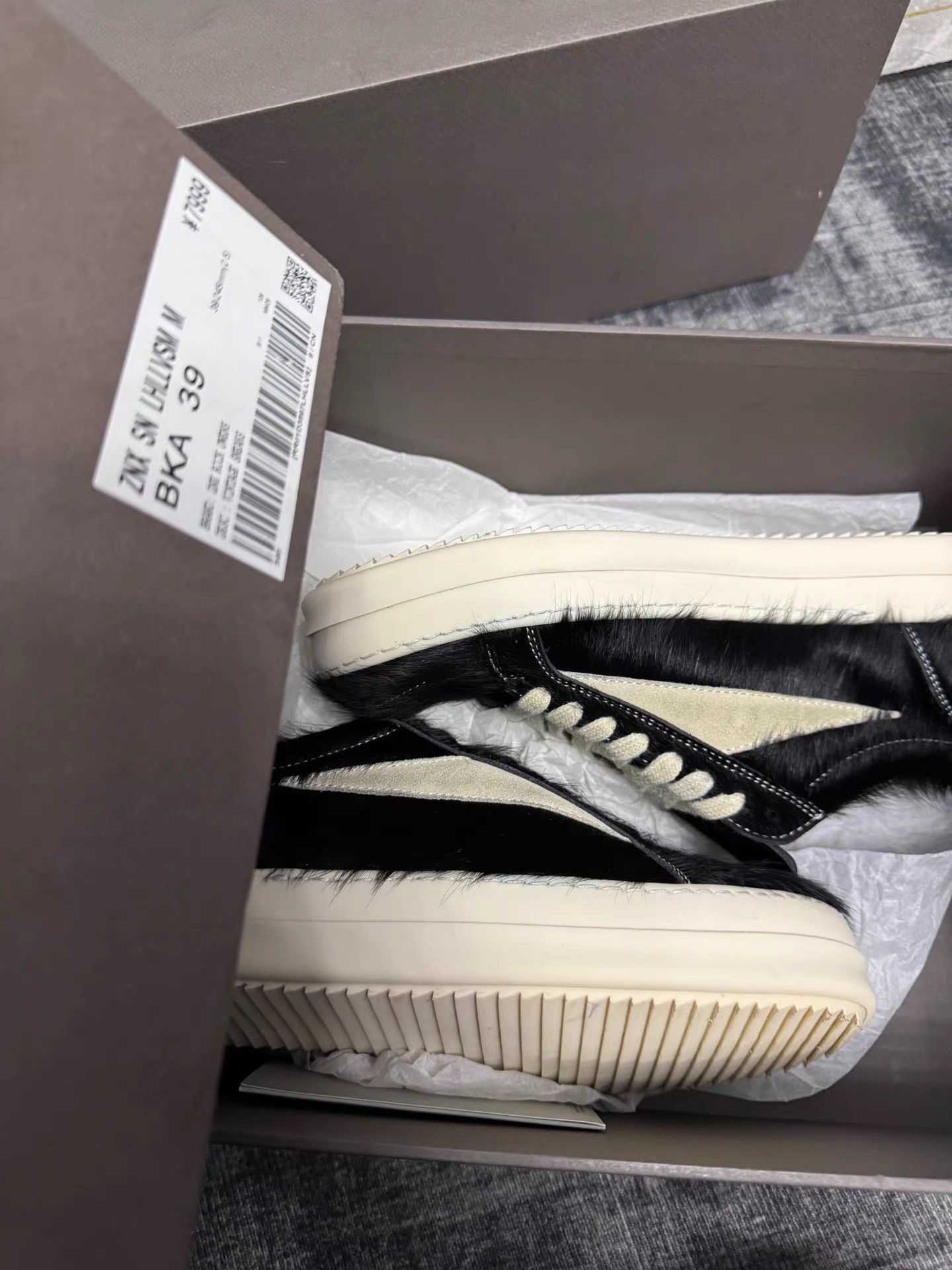 Rick Owens Rick Owens Mainline Black Horsehair “Infringement” Sneakers Size US 6 / EU 39 - 8 Thumbnail