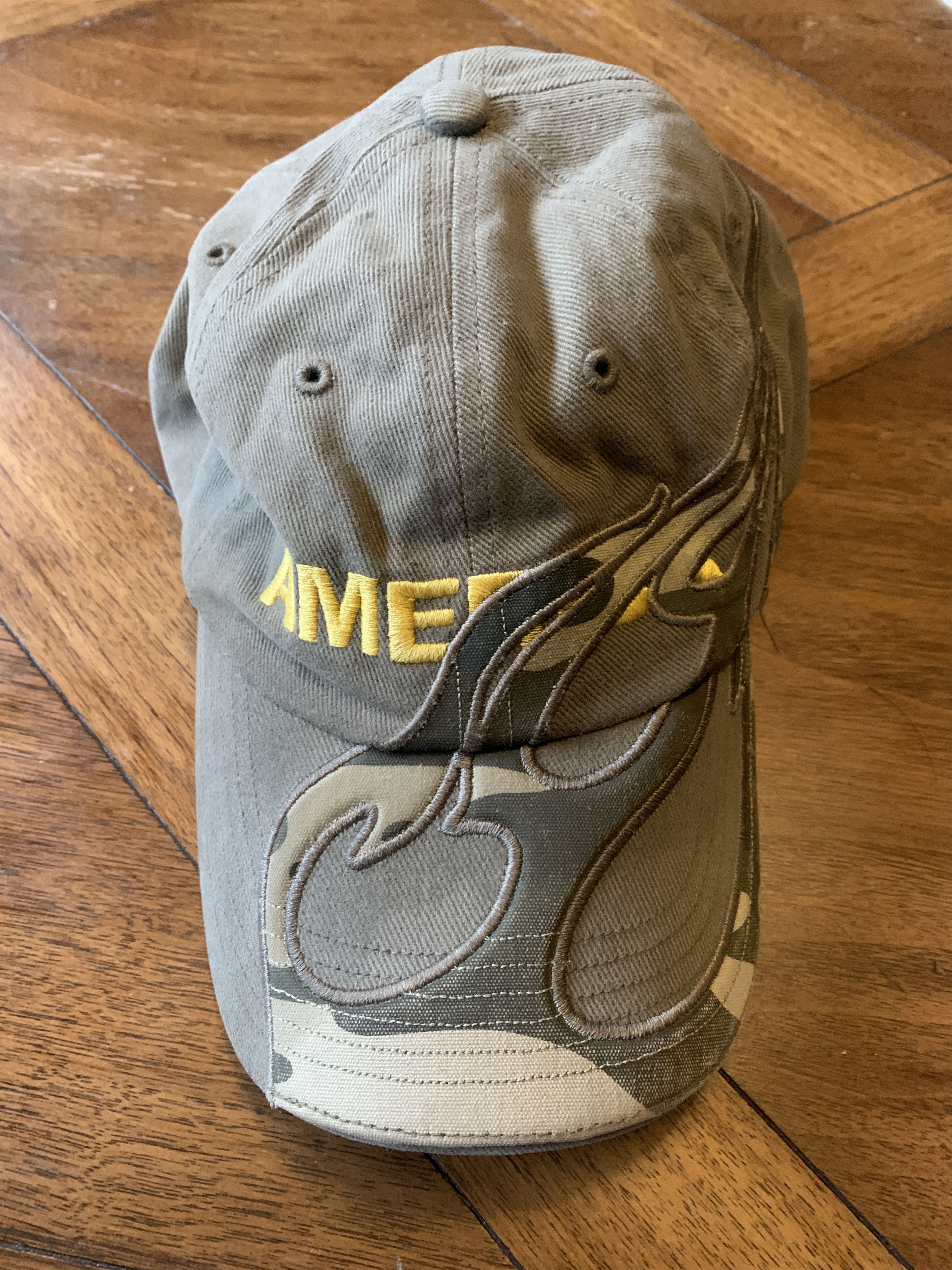vetements ファイヤーキャップ 楽天市場】ヴェトモン VETEMENTS メンズ 帽子 キャップ ロゴ