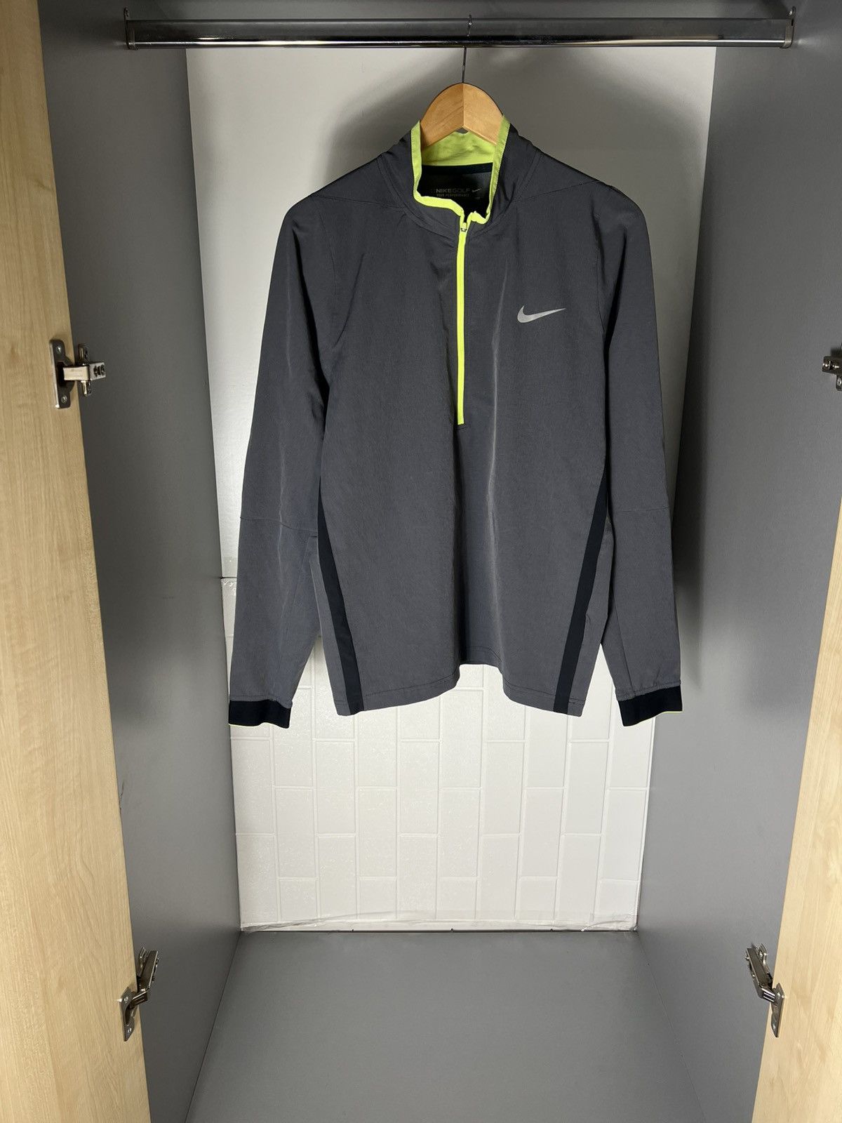 Nike VINTAGE NIKE GOLF RACK LIGHT JACKET RUNNING RETRO Y2K DRILL Size US M / EU 48-50 / 2 - 1 Thumbnail