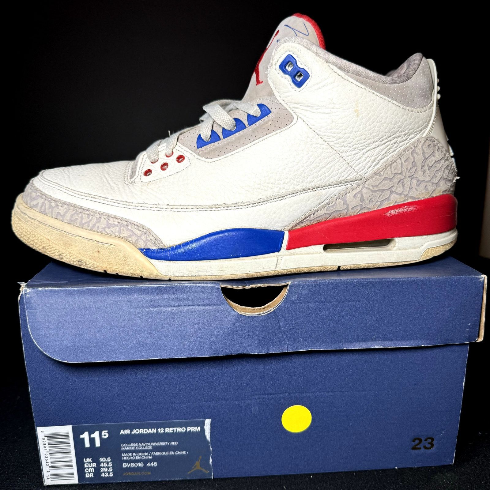Jordan Brand × Nike Size 11.5 - Nike Air Jordan 3 Retro International Flight Size US 11.5 / EU 44-45 - 8 Thumbnail