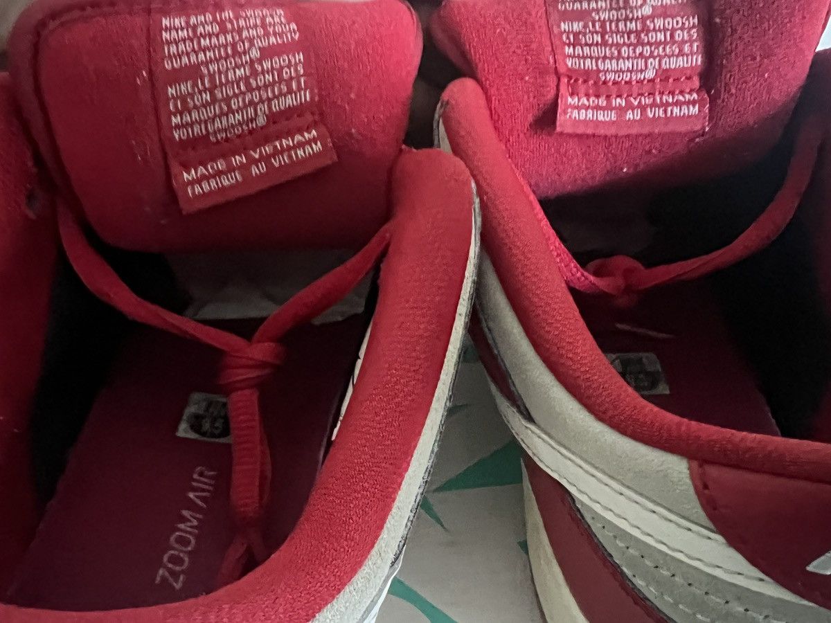 Nike SB Size 9.5 - Nike Dunk Pro SB Low Valentines Day Size US 9.5 / EU 42-43 - 10 Thumbnail