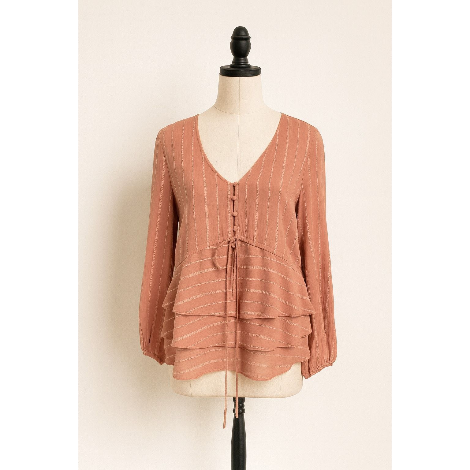 Other Entro Dusty Pink Ruffle Hem Blouse Long Sleeve Boho Top Size Size S / US 4 / IT 40 - 1 Thumbnail