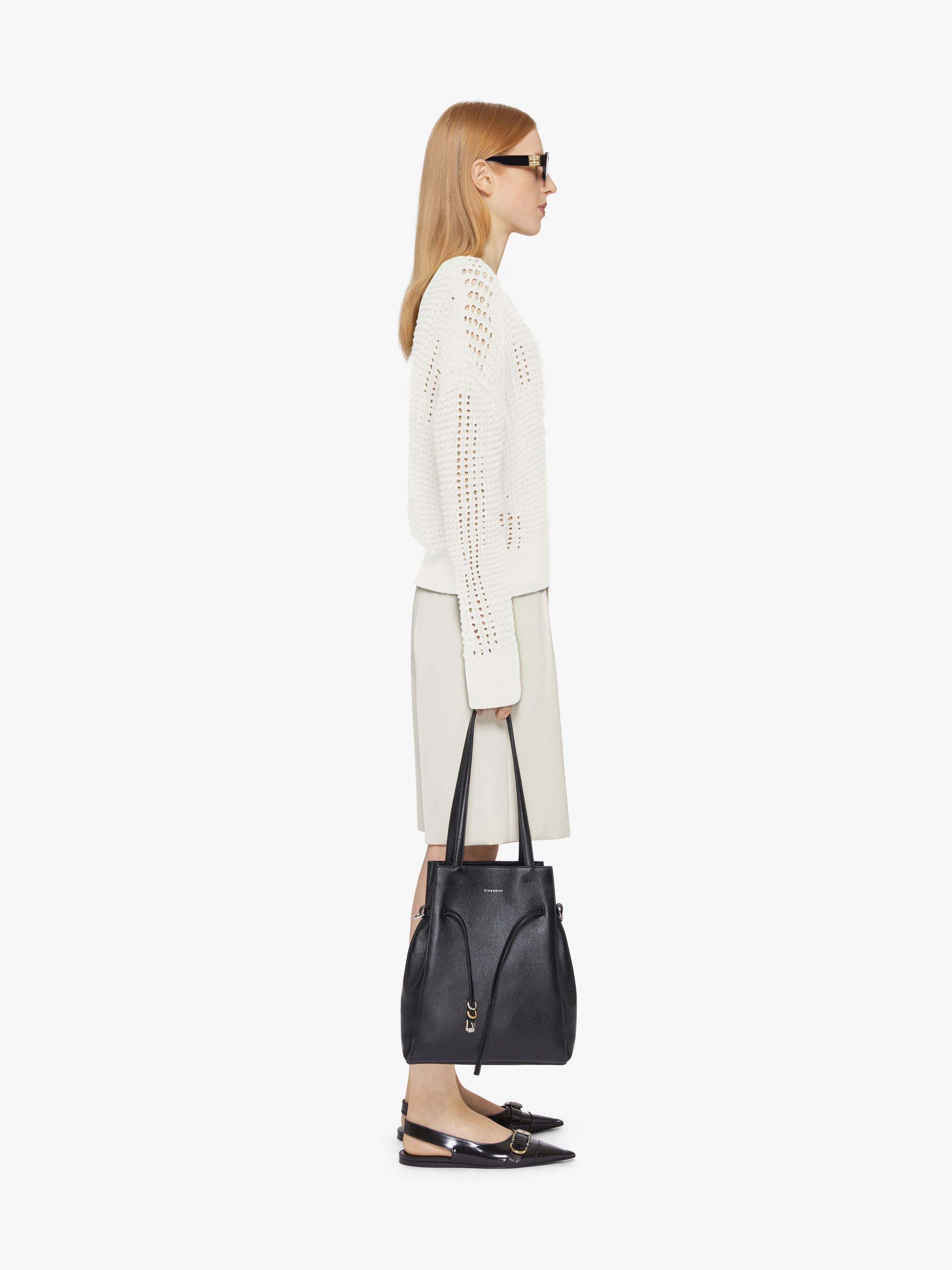 Givenchy o1srvl11e0725 Low Shoulders Crewneck Sweater in White Size M / US 6-8 / IT 42-44 - 4 Thumbnail