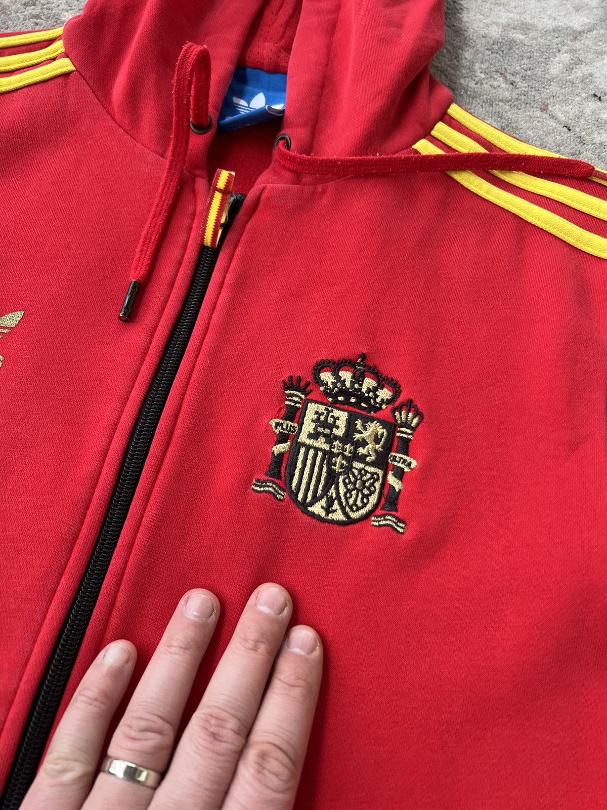 Adidas Rare Adidas Originals Spain World Cup Team Zip Hoodie Size US S / EU 44-46 / 1 - 3 Thumbnail