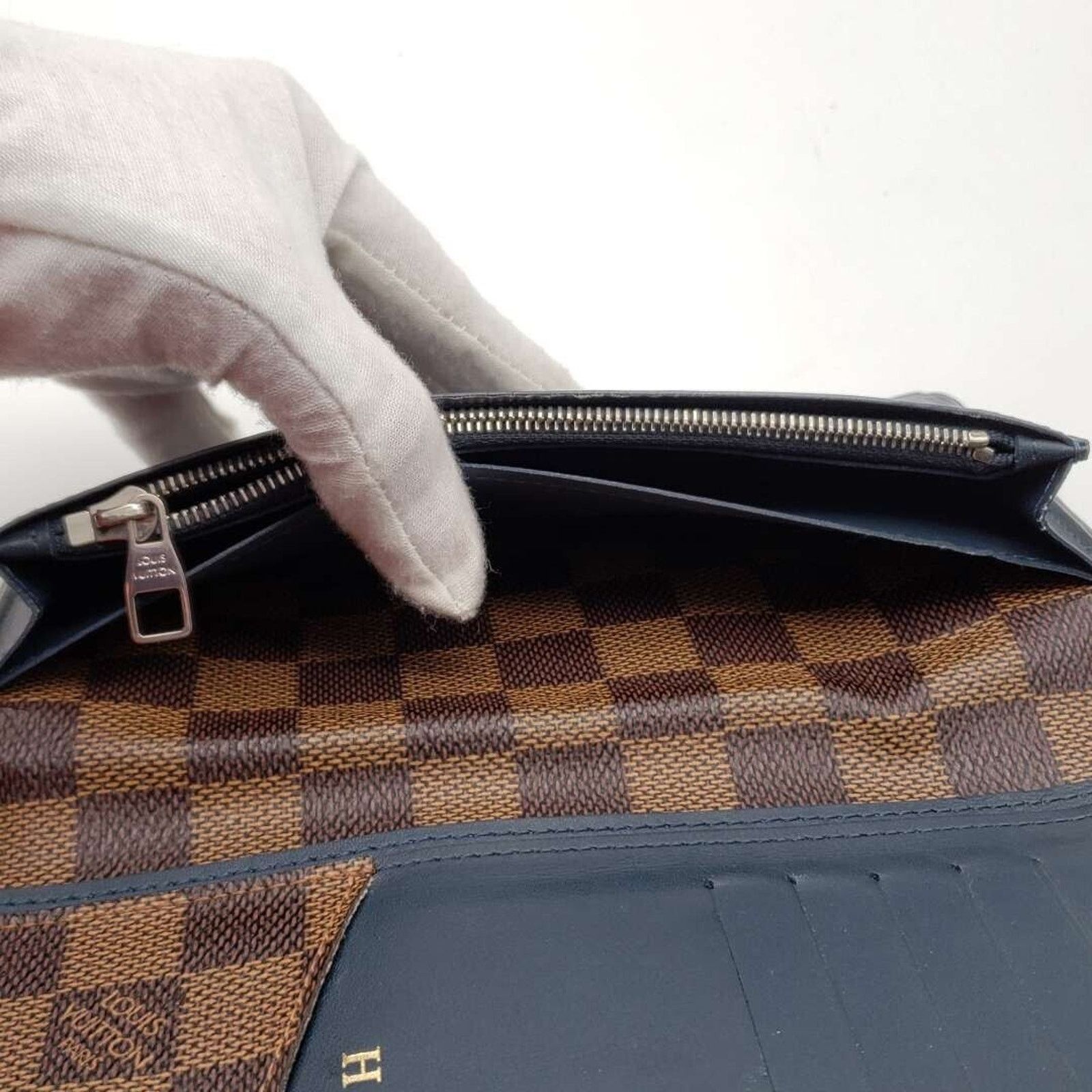 Louis Vuitton Authentic Louis Vuitton Portefeuille Brazza Damier Ebene Size ONE SIZE - 7 Thumbnail