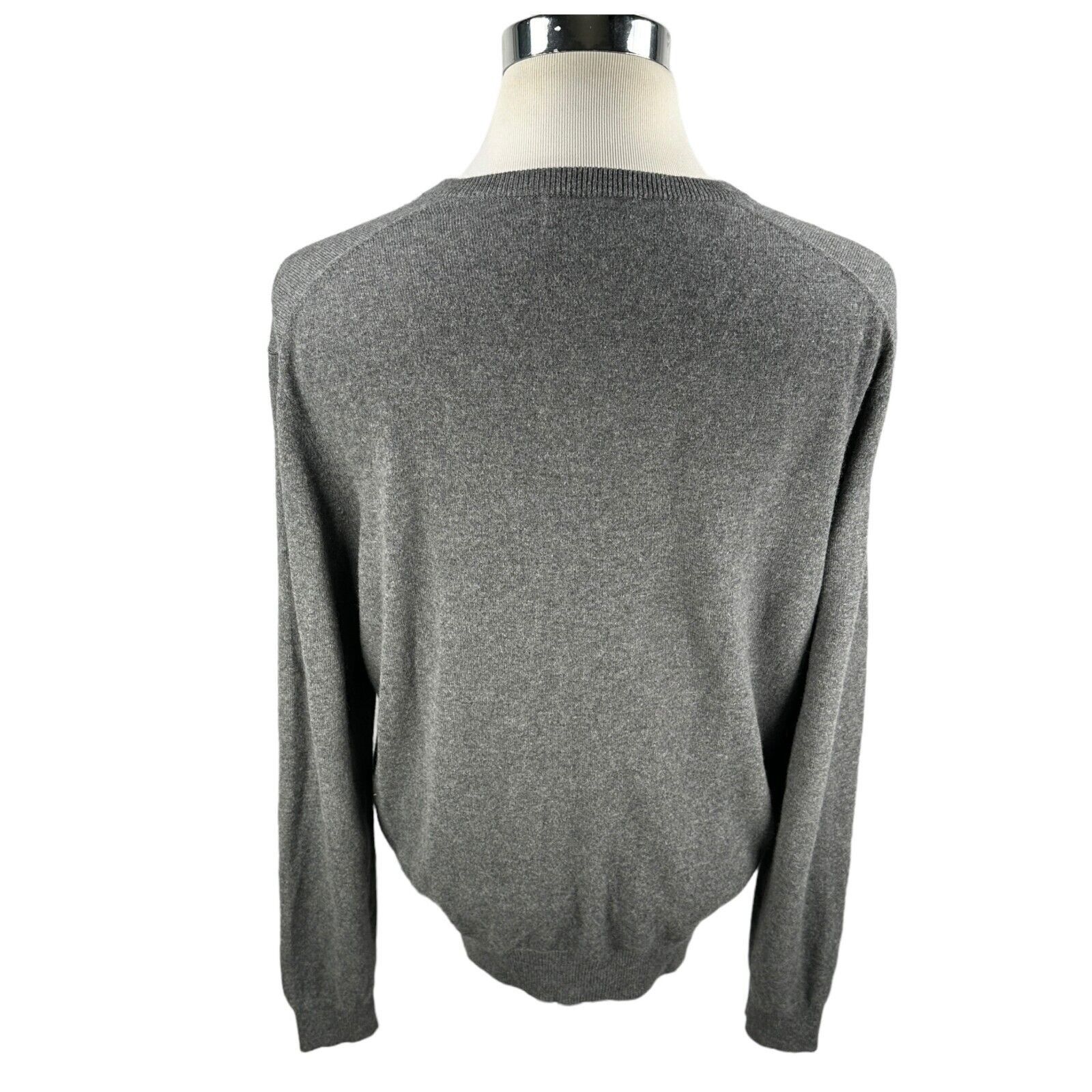 Neiman Marcus Neiman Marcus Cloud Cashmere Sweater XL Gray V-Neck Pullover Size US XL / EU 56 / 4 - 2 Thumbnail