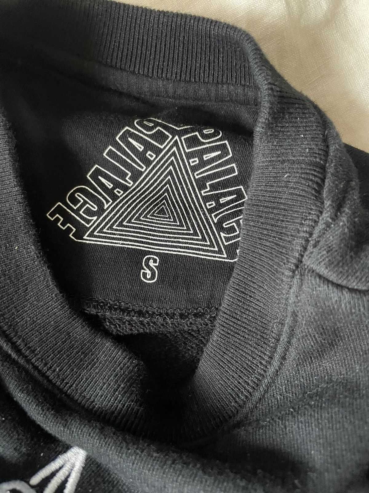 Palace Palace "Palis" crewneck Size US S / EU 44-46 / 1 - 3 Thumbnail