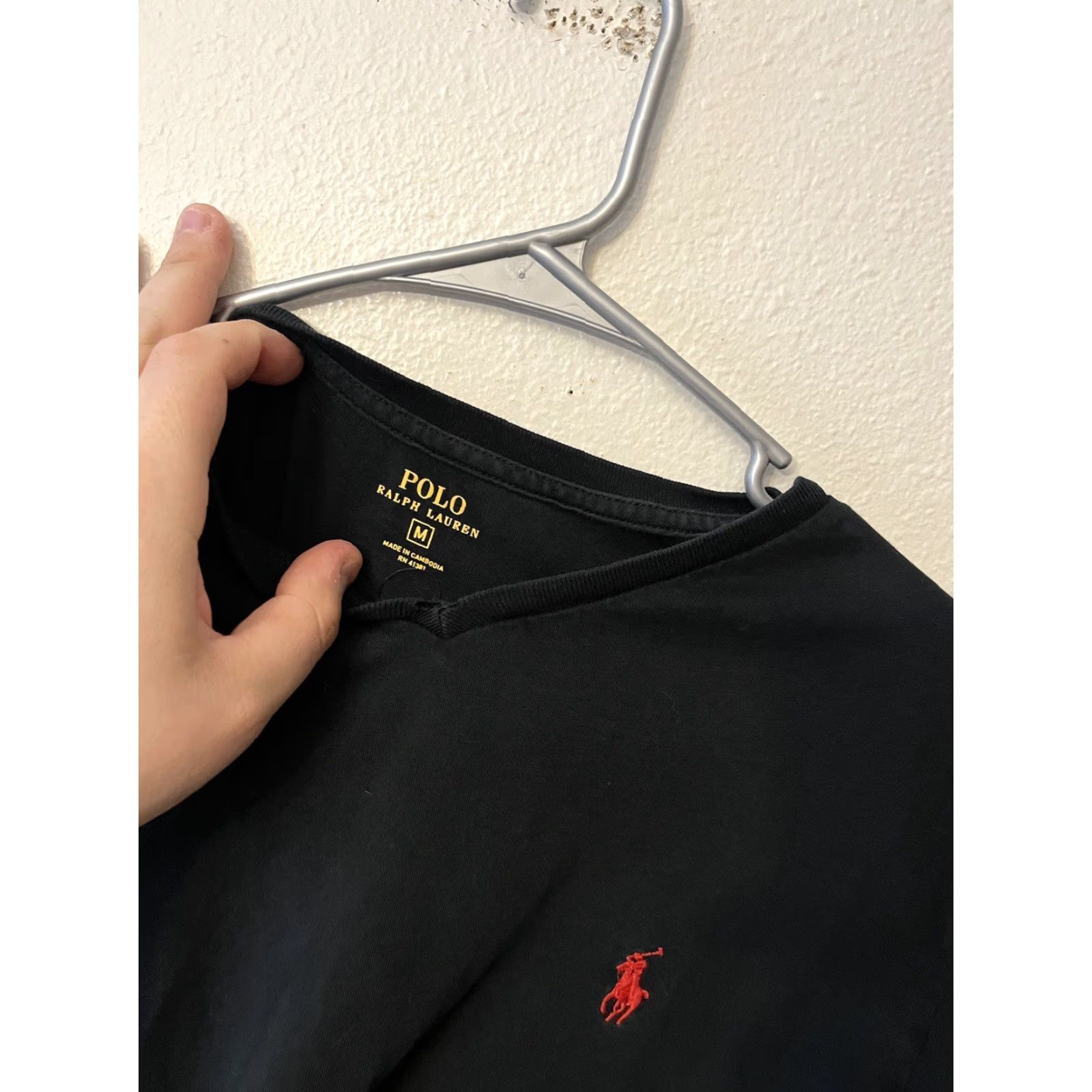 Polo Ralph Lauren VINTAGE Polo Ralph Lauren T-Shirt Black Short Sleeve V-Neck Logo Regular Fit Men M Size Shirt Top Tee Cotton All Seasons 90s/Logo Black Mens Size US M / EU 48-50 / 2 - 2 Thumbnail