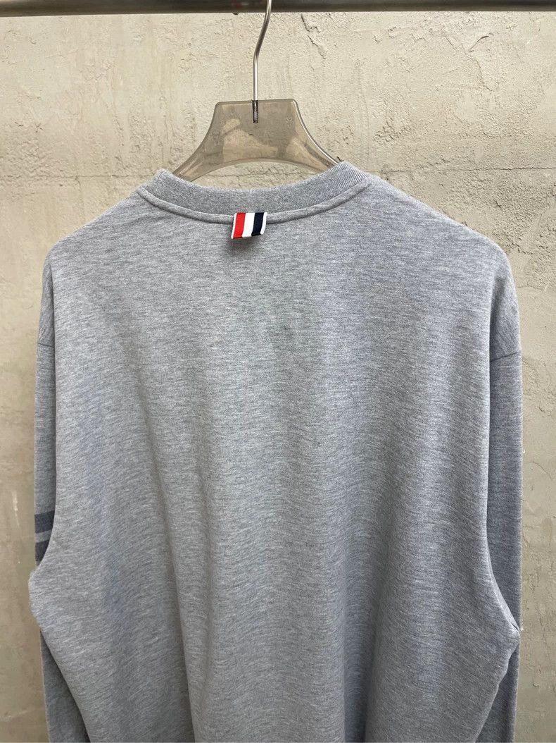Thom Browne Thom browne Gray classic four-striped long-sleeved T-shirt Size US XXS / EU 40 - 4 Thumbnail