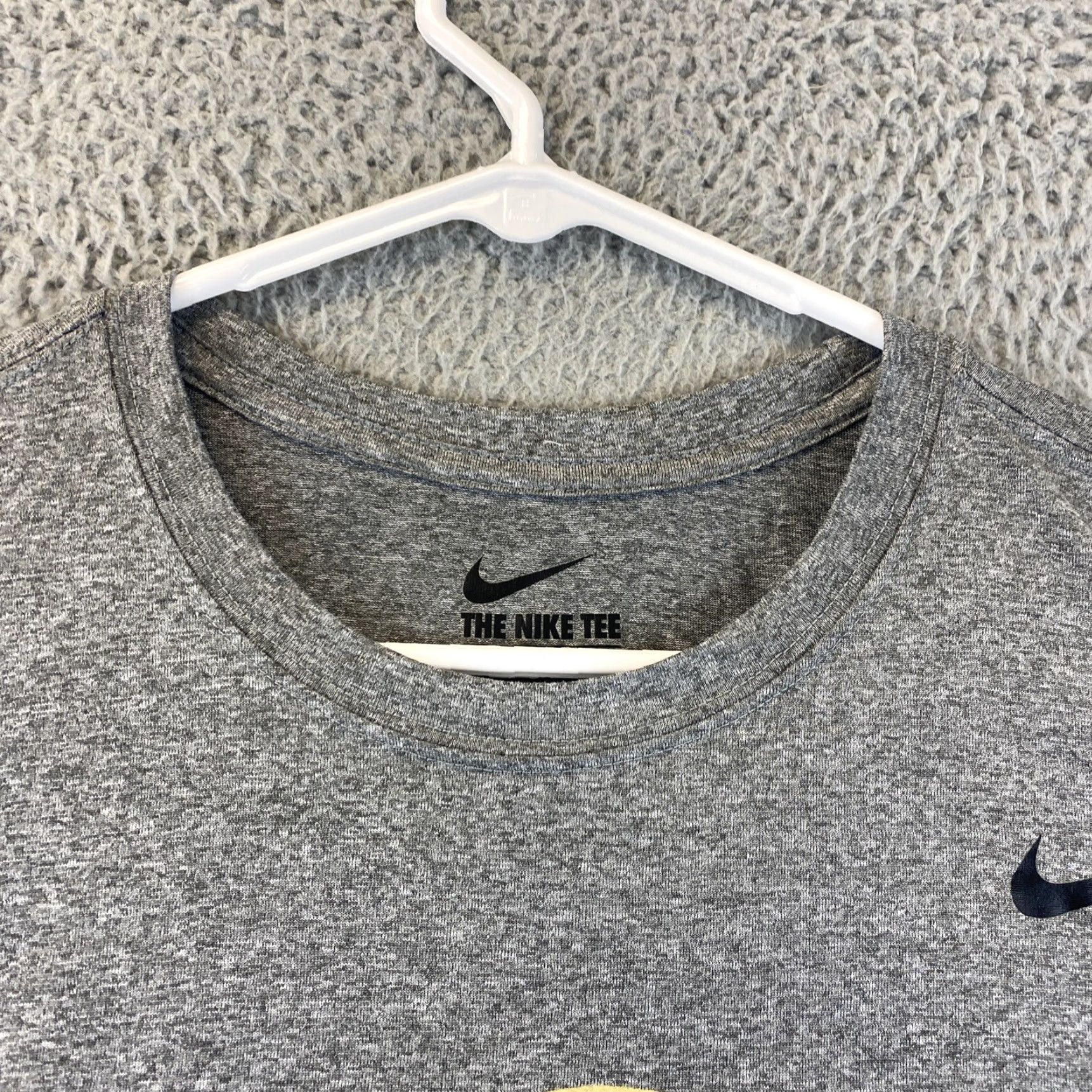 Nike Nike Dri-FIT Sweatshirt Mens Fitted Gray Long Sleeve Athletic Large Regular Size US L / EU 52-54 / 3 - 4 Thumbnail