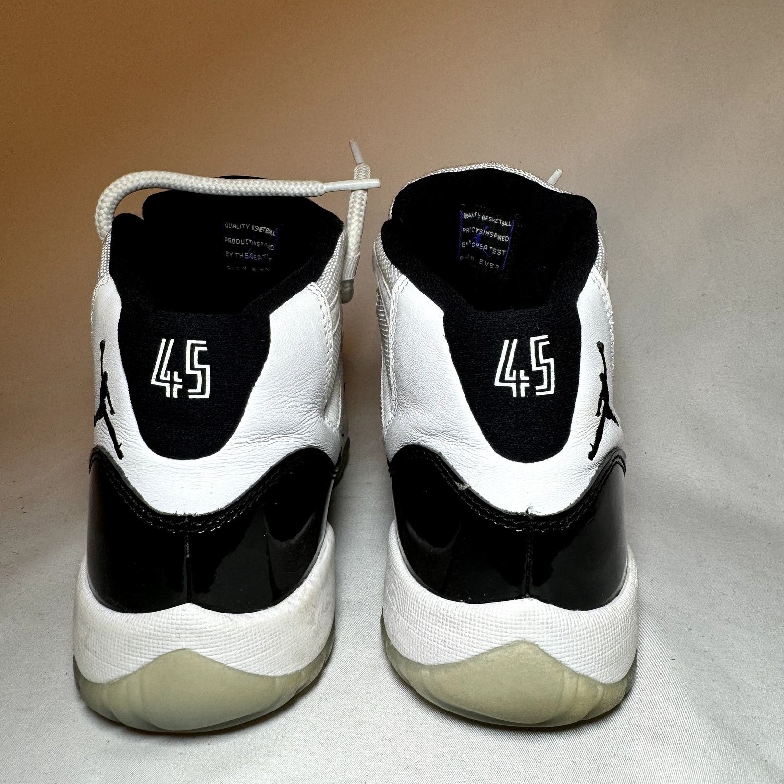 Jordan Brand × Nike Size 6.5 - Air Jordan 11 Retro GS Concord 2018 Men's Shoes Size US 6.5 / EU 39-40 - 5 Thumbnail