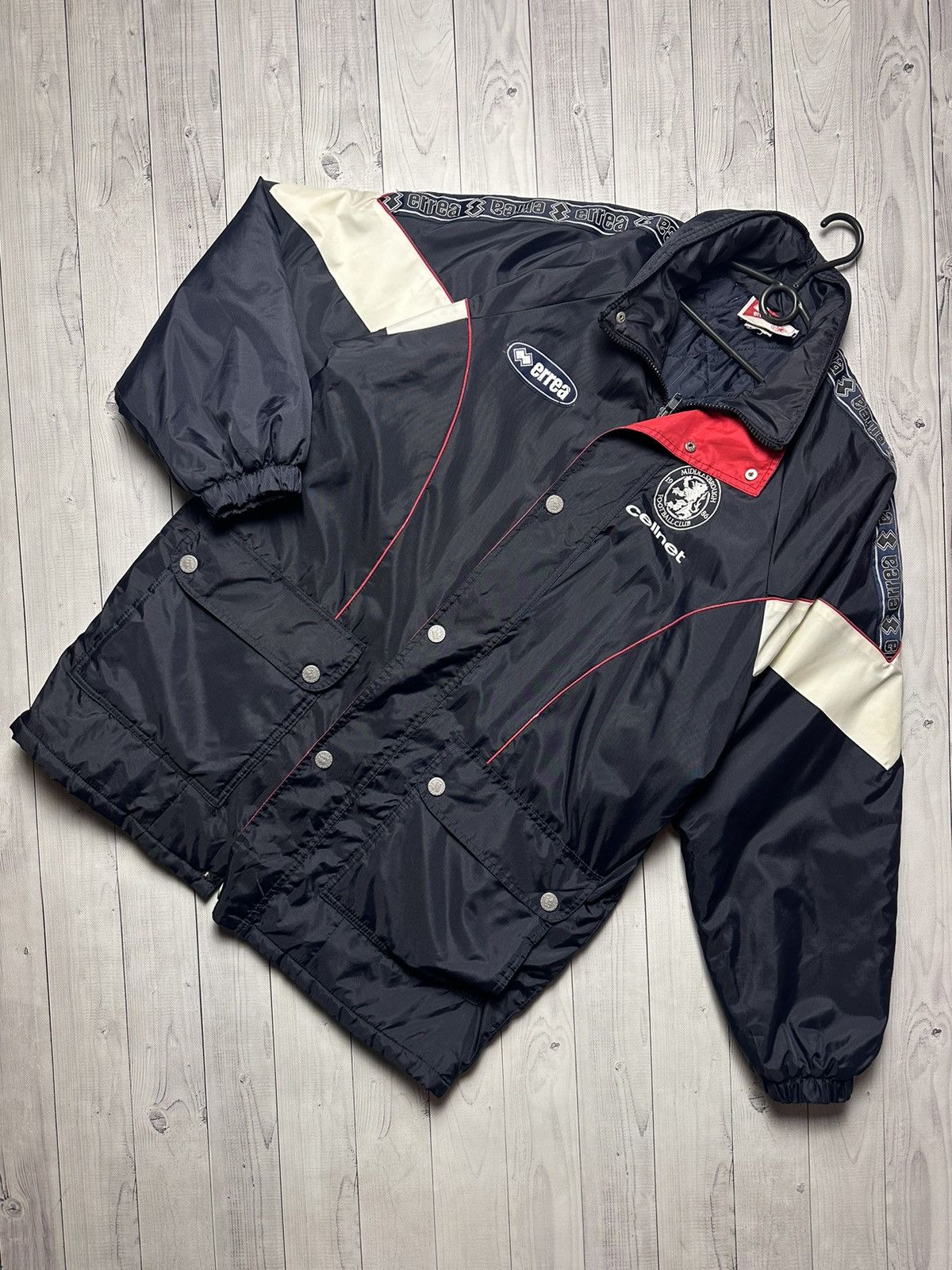 Vintage Vintage Middlesbrough errea soccer jacket parka size XL logo Size US XL / EU 56 / 4 - 1 Thumbnail