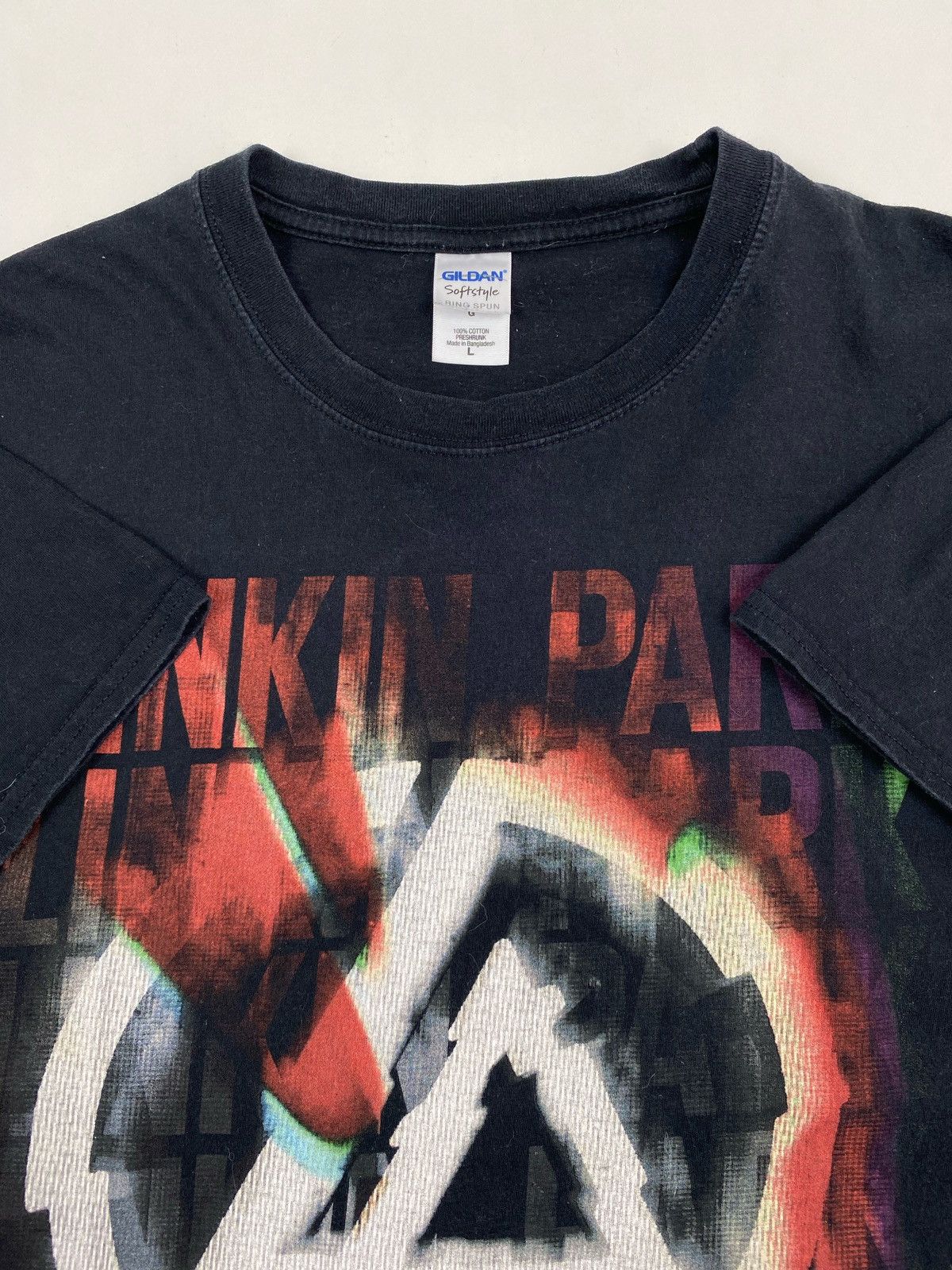 Band Tees 2012 Linkin Park Prism Logo Graphic Tee Size US L / EU 52-54 / 3 - 2 Thumbnail