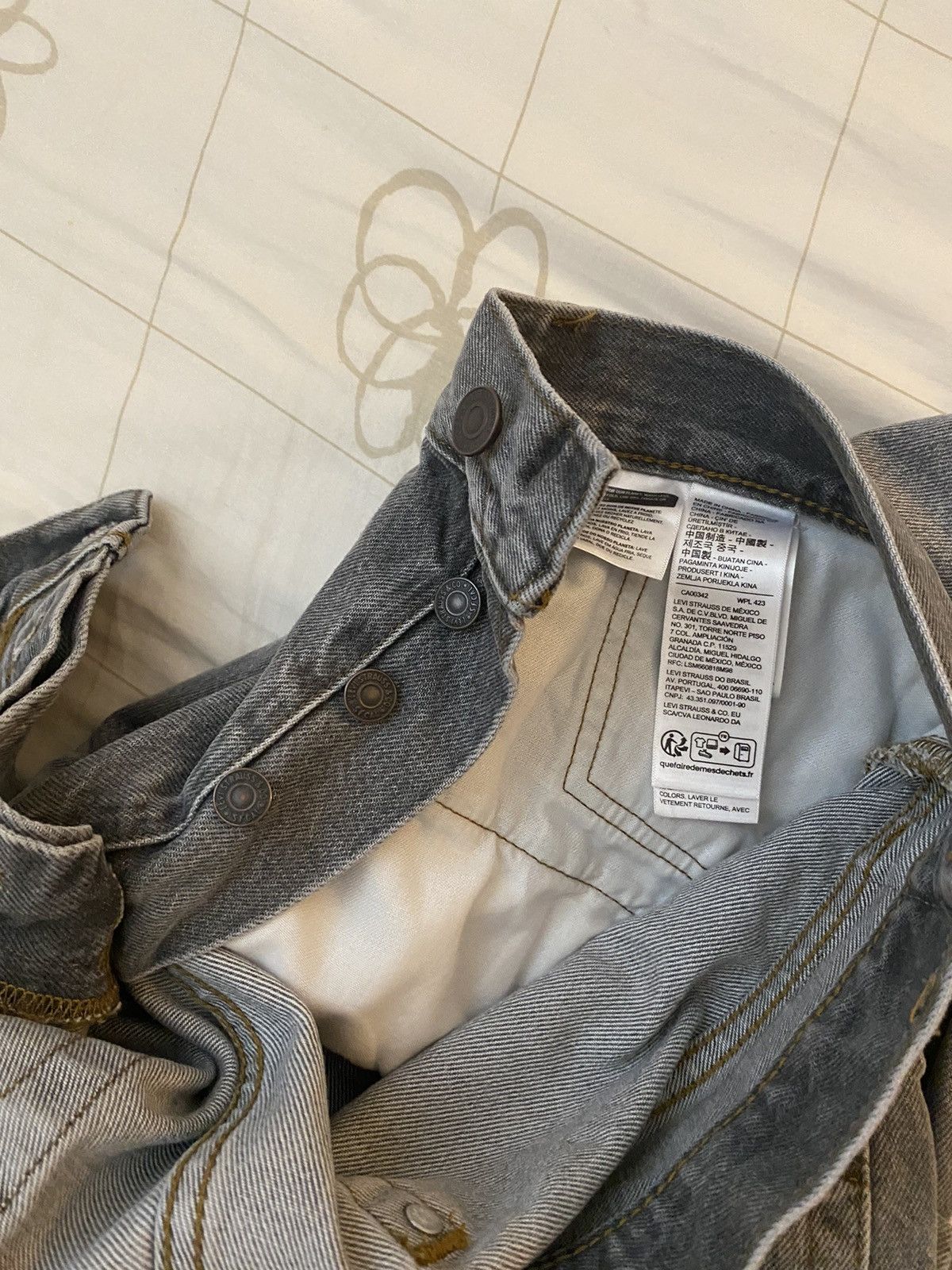 Beams Japan × Levi's levis x beams america loose fit black wash 34 hemmed Size US 34 / EU 50 - 4 Thumbnail