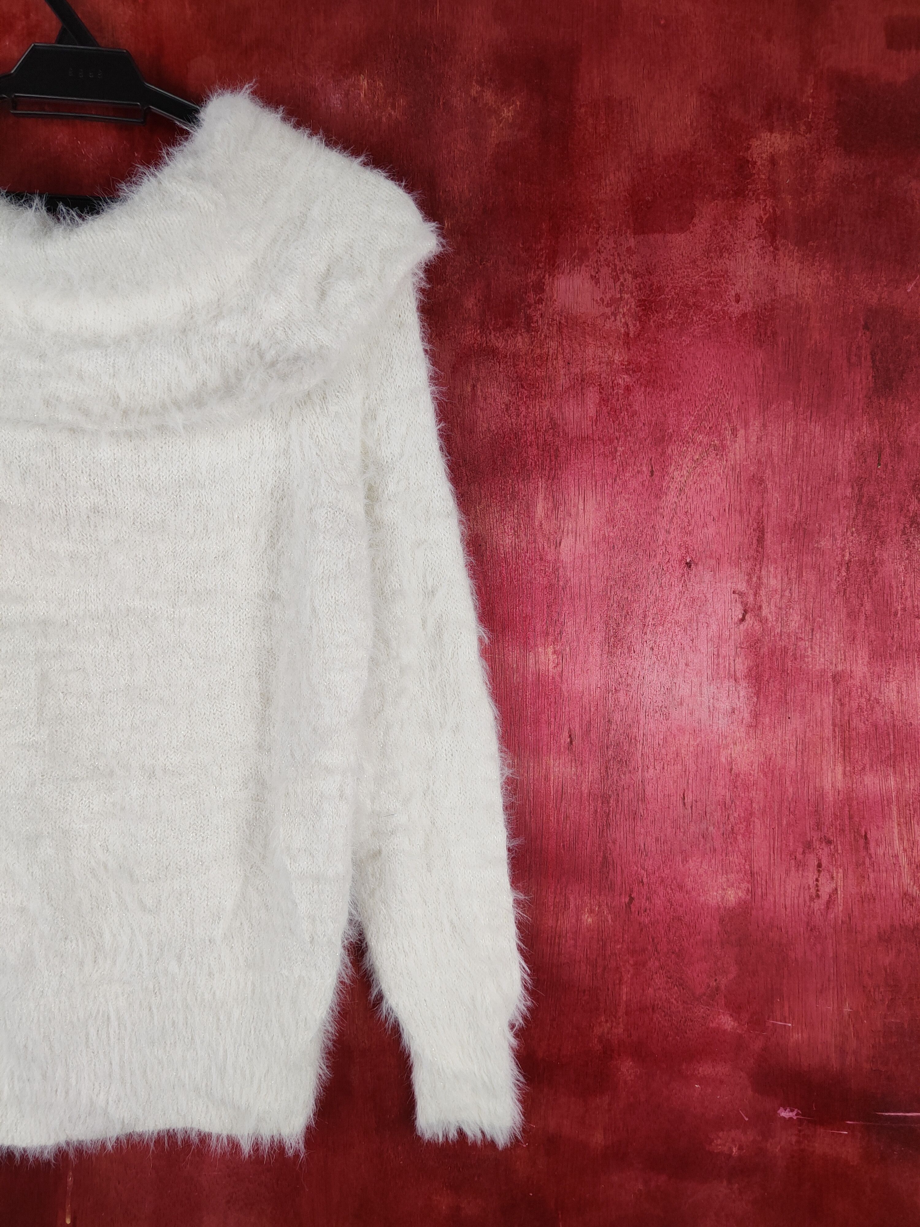 Homespun Knitwear × Japanese Brand × Vintage May Pretty White Shag Shaggy Fur Mohair Knitwear #S1946 Size S / US 4 / IT 40 - 9 Thumbnail