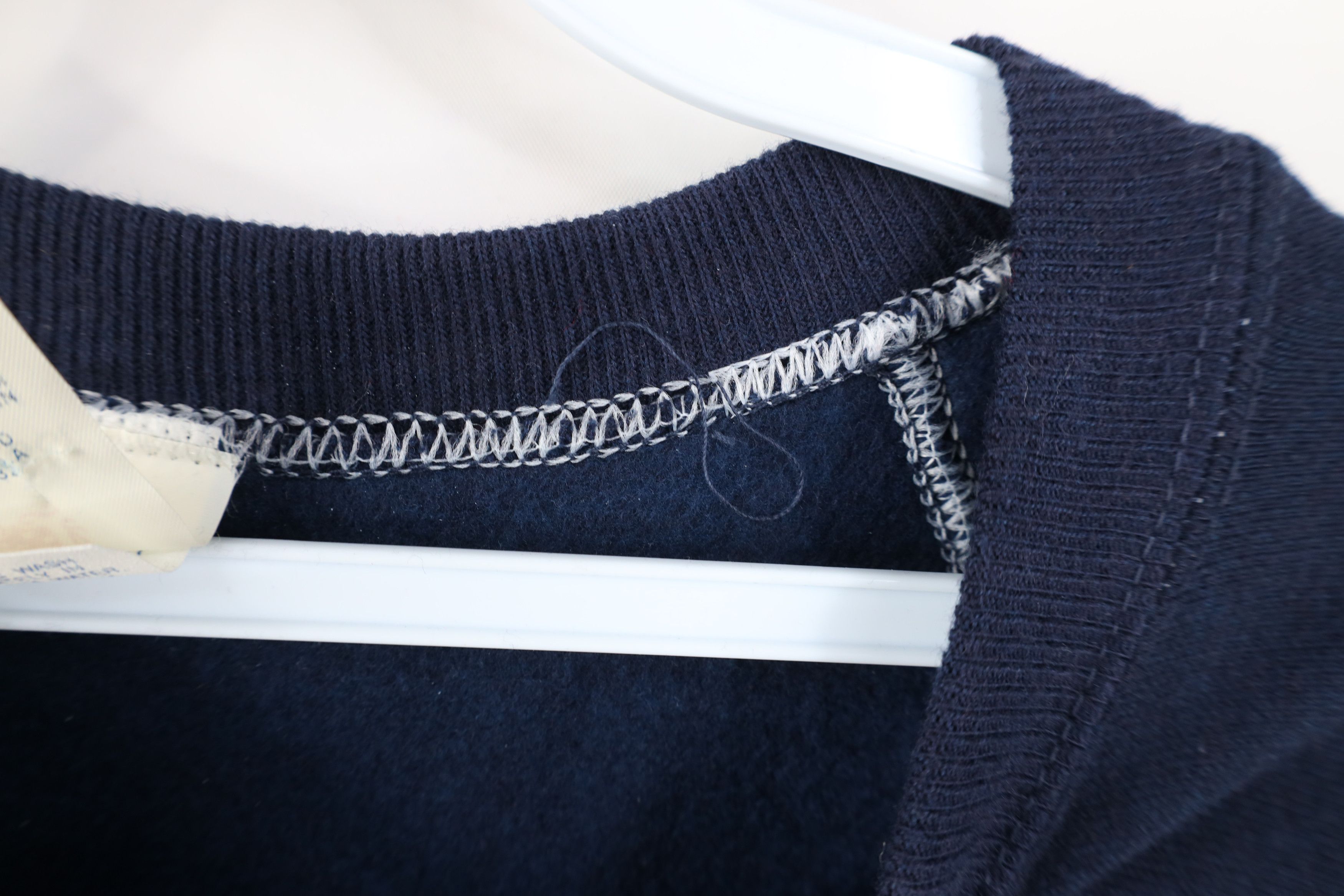 Vintage Vintage 70s Streetwear Crewneck Sweatshirt Navy Blue USA Size US L / EU 52-54 / 3 - 5 Thumbnail