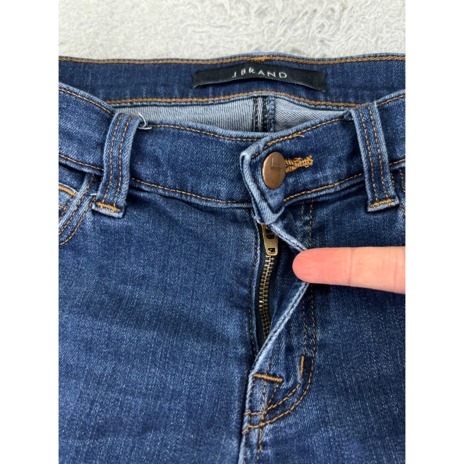J Brand J.Brand Jeans Womens 25 Blue Denim Skinny Low Rise Cotton Blend 24x26 5-Pocket Design Zip Closure - Regular Fit Mens? Size 42" / US 20 - 5 Thumbnail