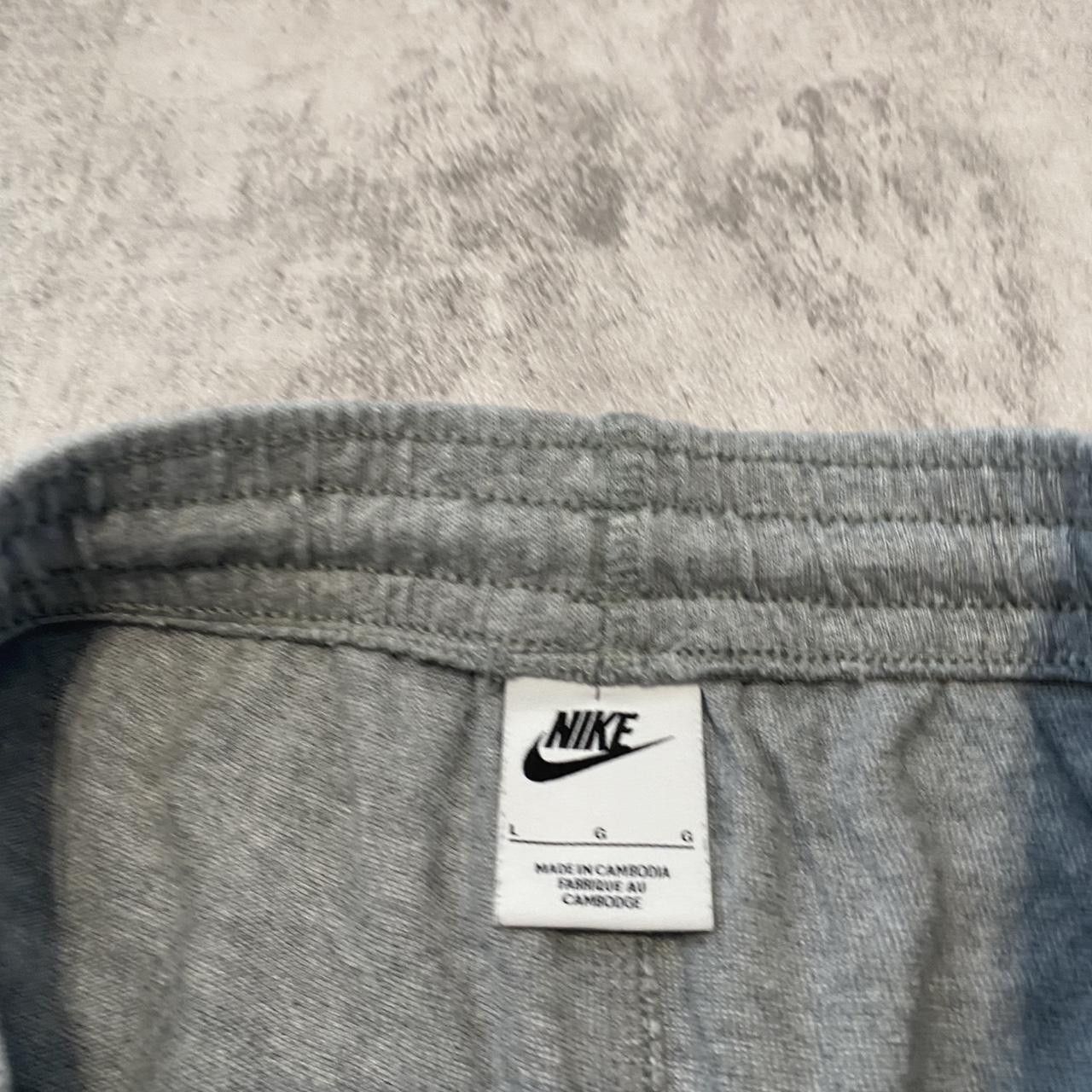 Nike Grey Nike shorts Baggy rap hip hop summer vacation Size US 34 / EU 50 - 5 Thumbnail