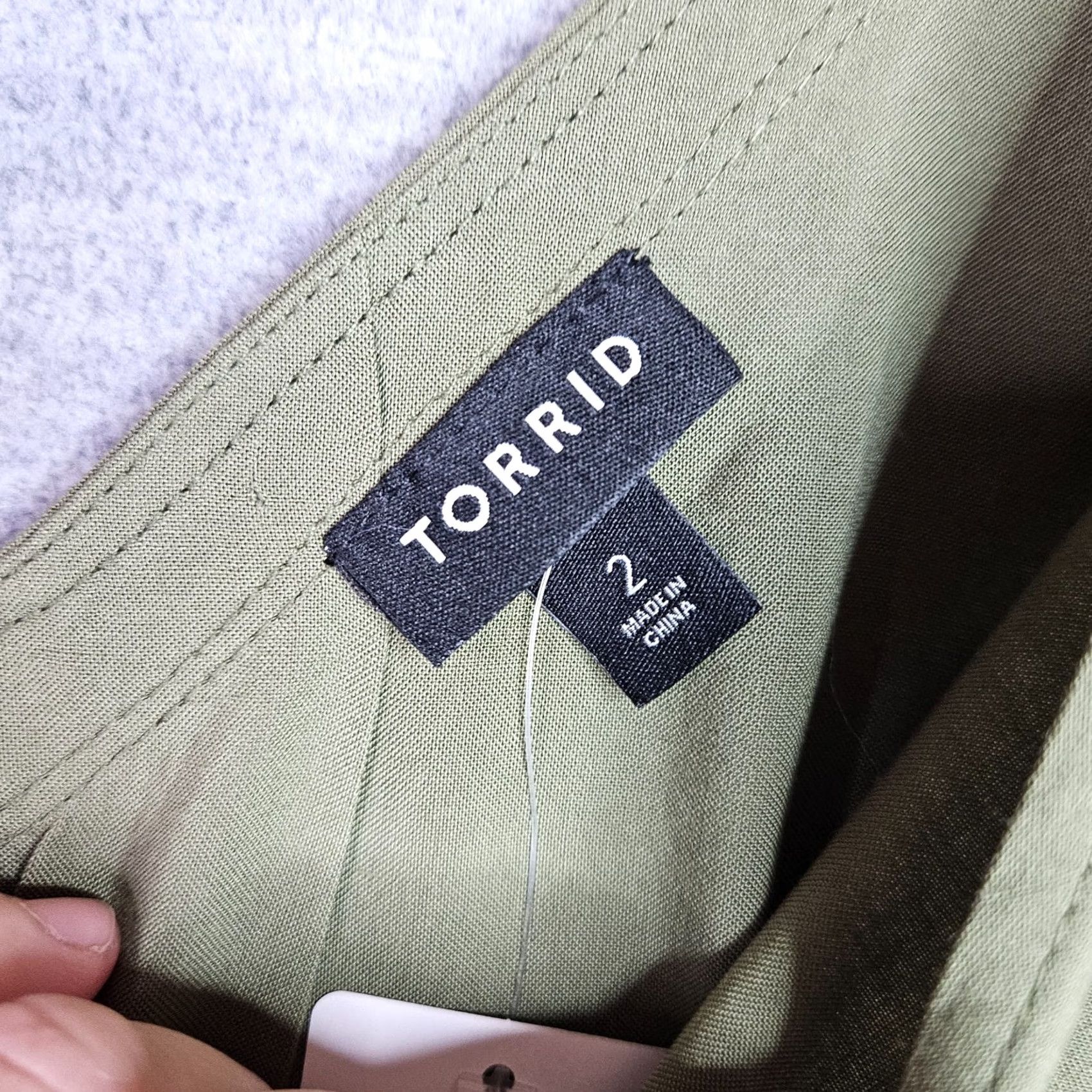 Torrid Torrid Tank 2X Olive Stitch Detail Casual NWT Sleeveless Round Neck Plus Size 2X Womens Green Cotton Blend Conservative Soft All Seasons Shirt Size XXL / US 16-18 / IT 52-54 - 6 Thumbnail