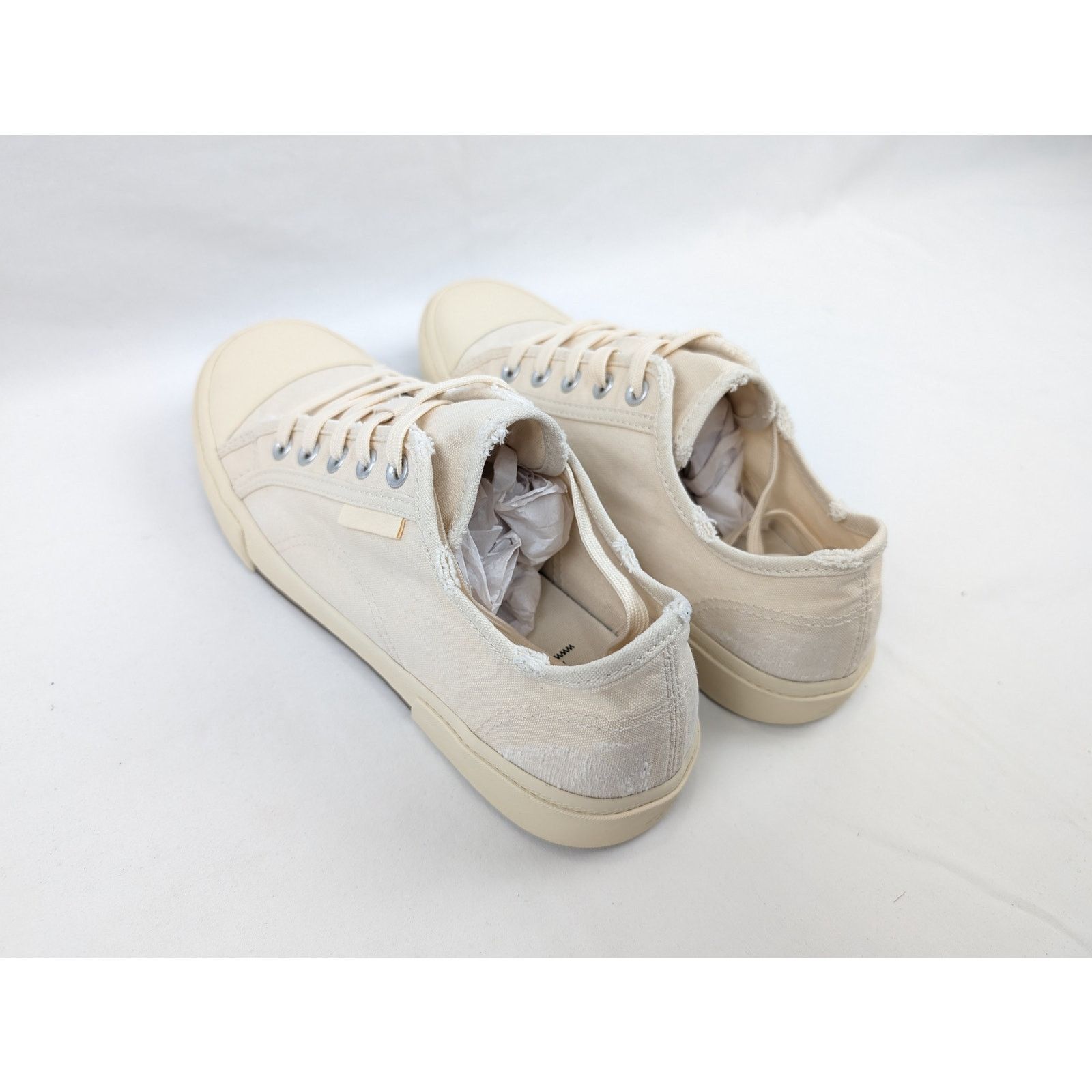 Balenciaga o1rshd1 Q3/ Low Destroyed Paris Rubber Sole Low Top Sneakers Size US 9 / EU 42 - 18 Thumbnail