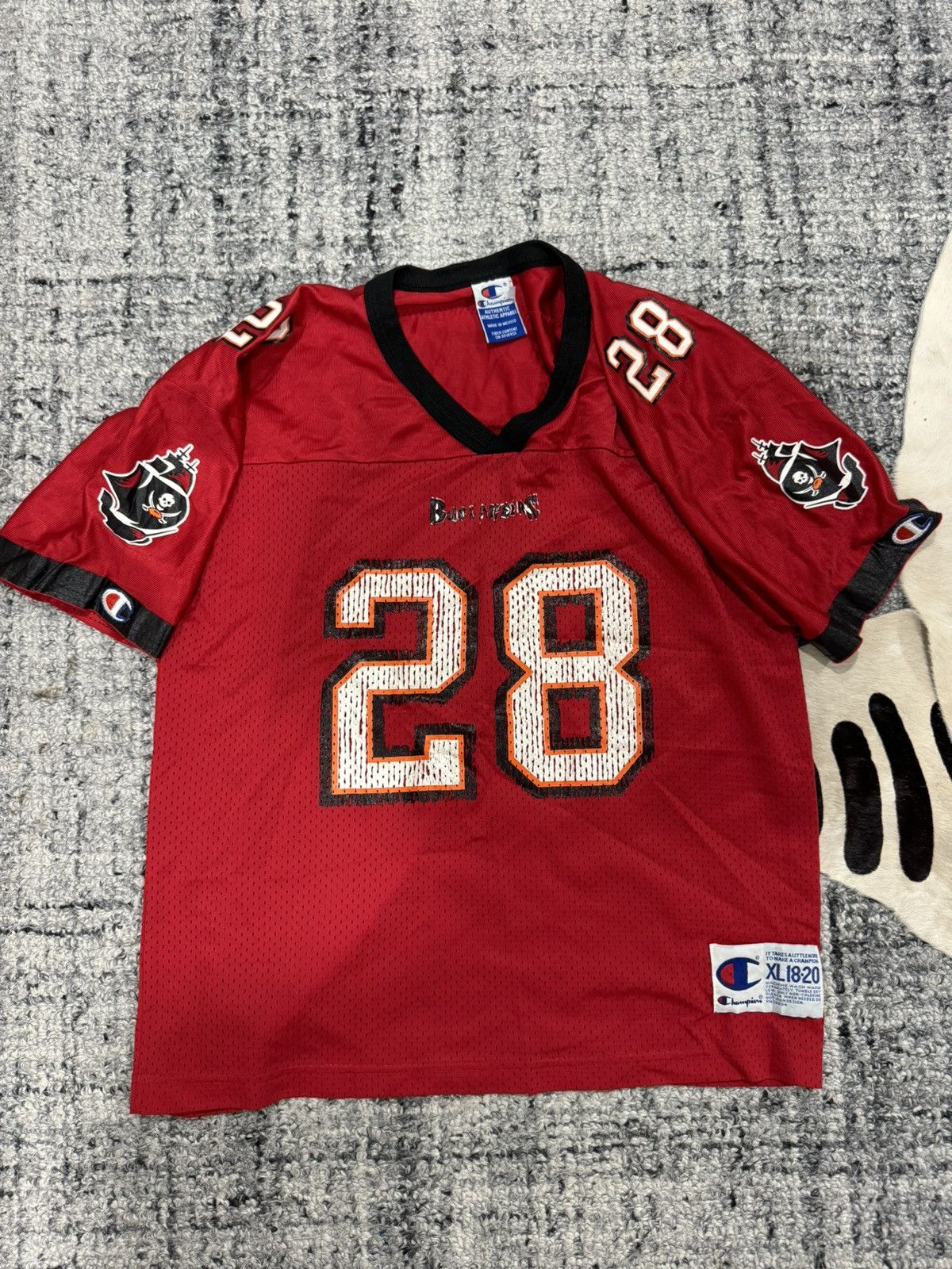 Champion Vintage Buccaneers Jersey Size US S / EU 44-46 / 1 - 1 Thumbnail