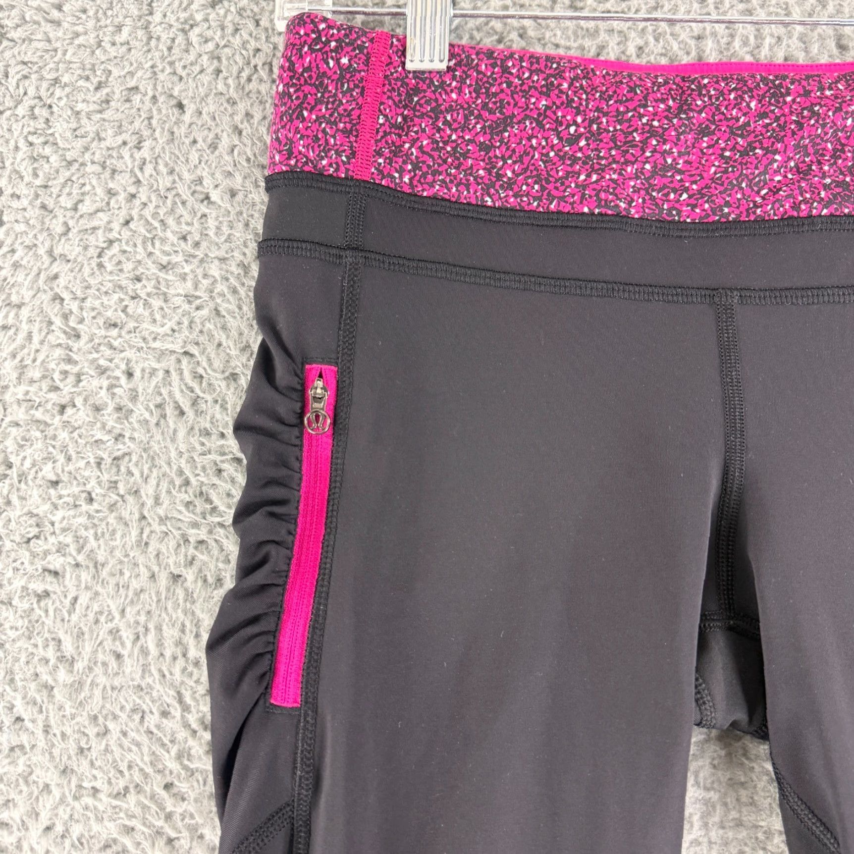 Lululemon Lululemon Run Reflect Crop Leggings Womens Size 8 Black Pink Side Zippers Yoga Size 30" / US 8 / IT 44 - 3 Thumbnail