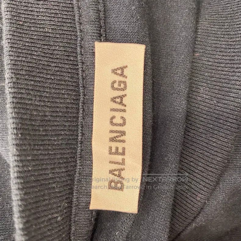 Balenciaga Balenciaga Navy Blue Embroidered Logo Short Sleeve T-Shirt Size US S / EU 44-46 / 1 - 3 Thumbnail