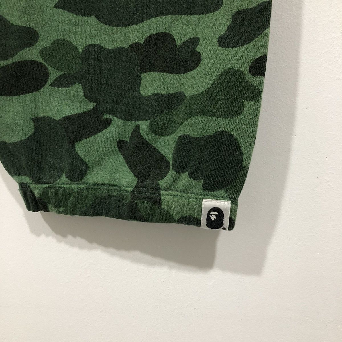 Bape 1st Camo Sweat Pants Size US 34 / EU 50 - 13 Thumbnail