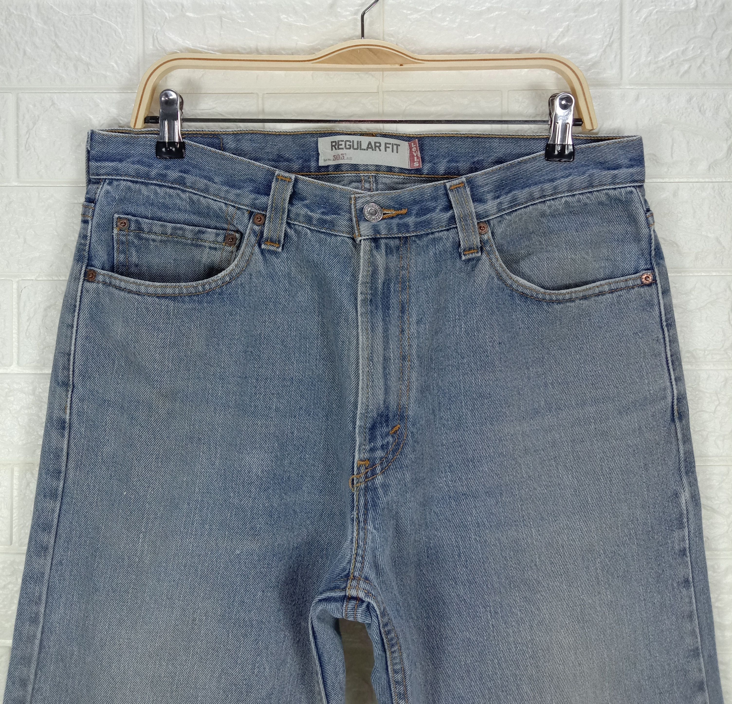 Levi's Vintage Levi's 505 Jeans Light Wash Regular Fit Denim Size US 34 / EU 50 - 2 Thumbnail