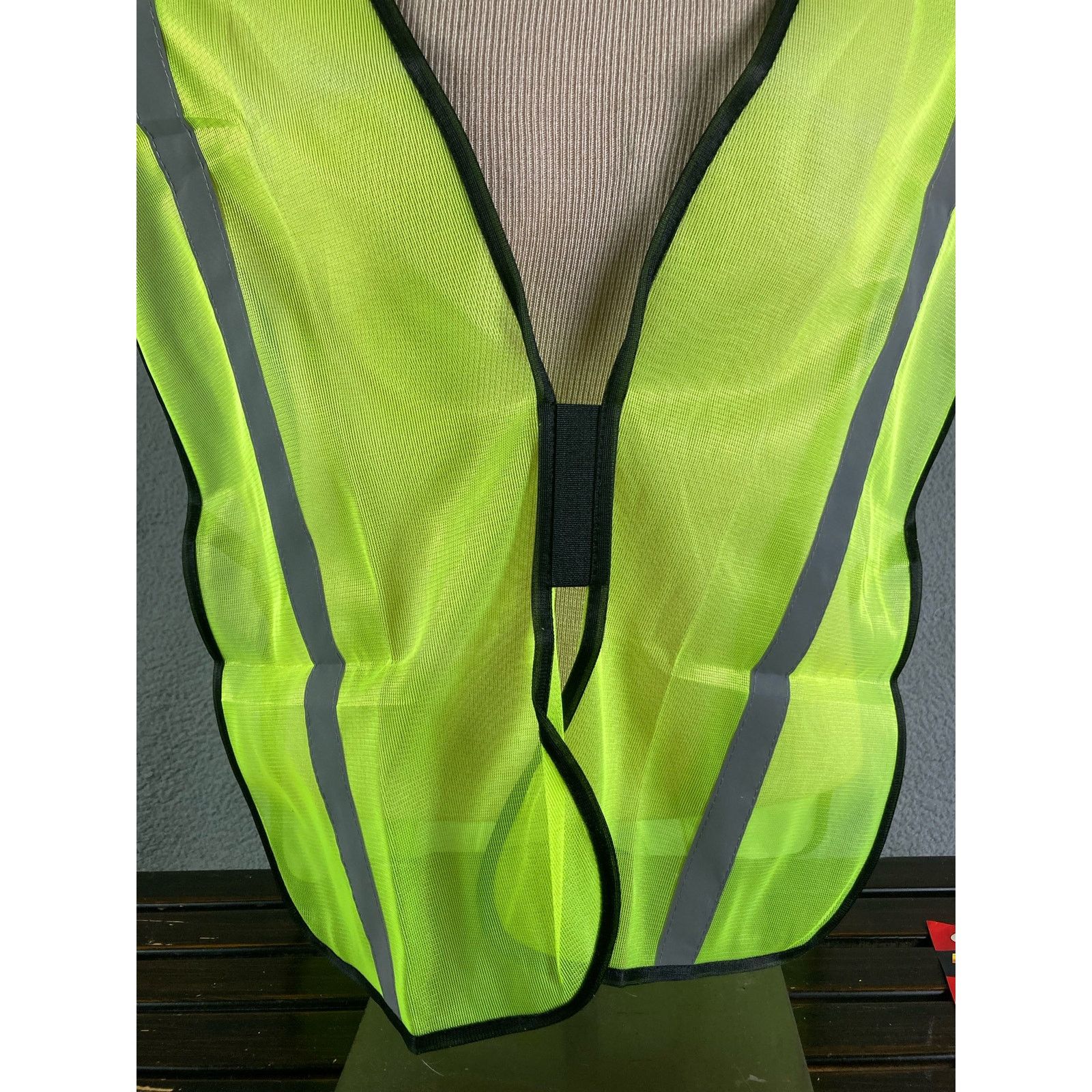 SAS Safety Vest High Visibility Yellow Reflective SAS Pocket New Size US XL / EU 56 / 4 - 6 Thumbnail