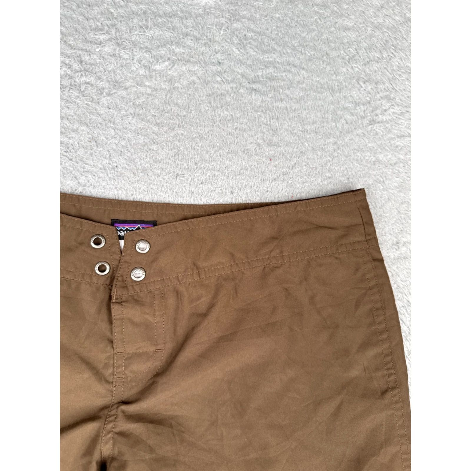 Patagonia Patagonia Women's Bottom Swim Trunks Brown 6" Cargo Boardshorts 32x6 Pockets Nylon 100% Striped Beach Surf Size ONE SIZE - 5 Thumbnail