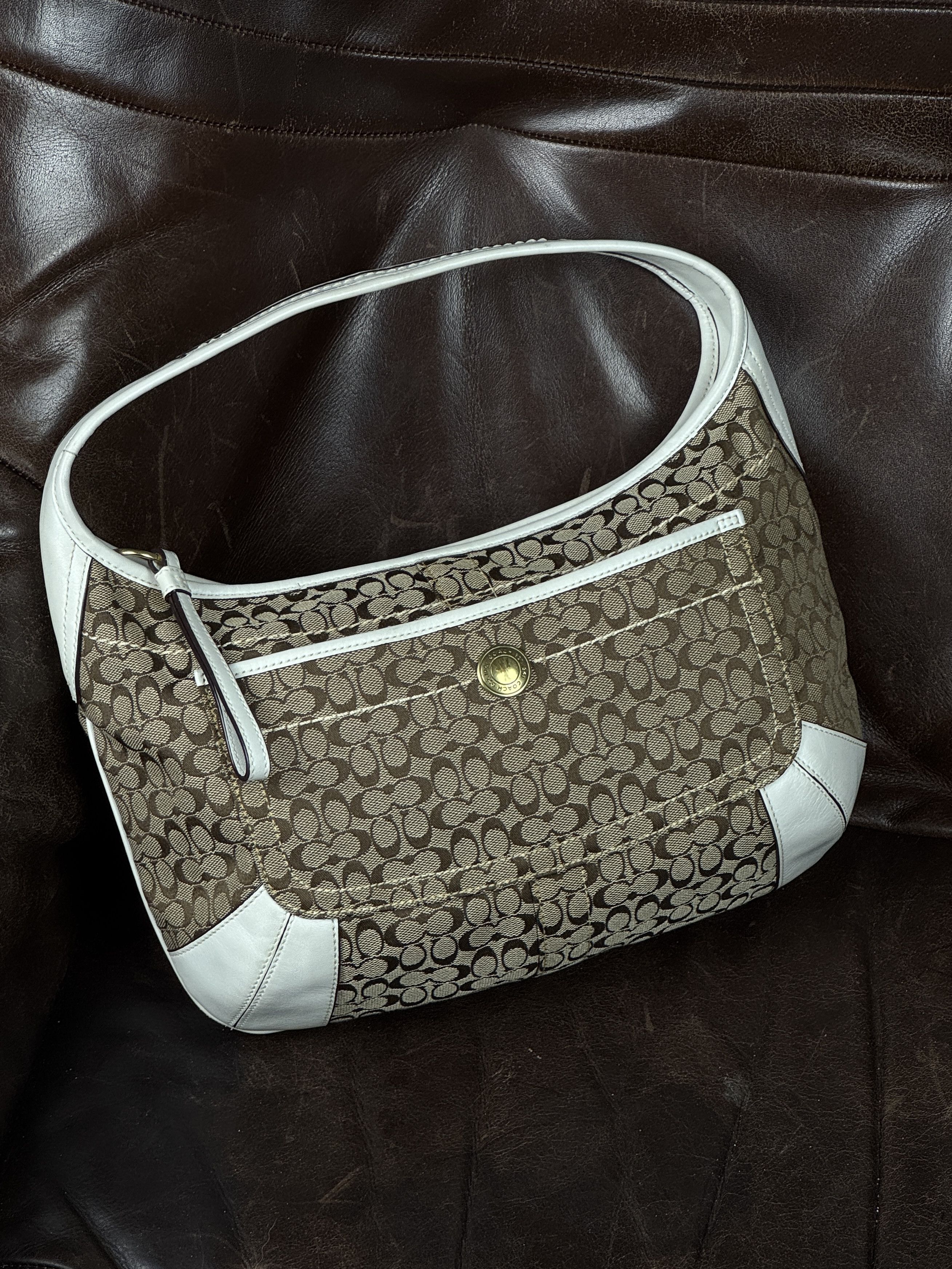 Coach Vintage Coach Ergo Hobo Signature Bag White and Beige Size ONE SIZE - 1 Thumbnail